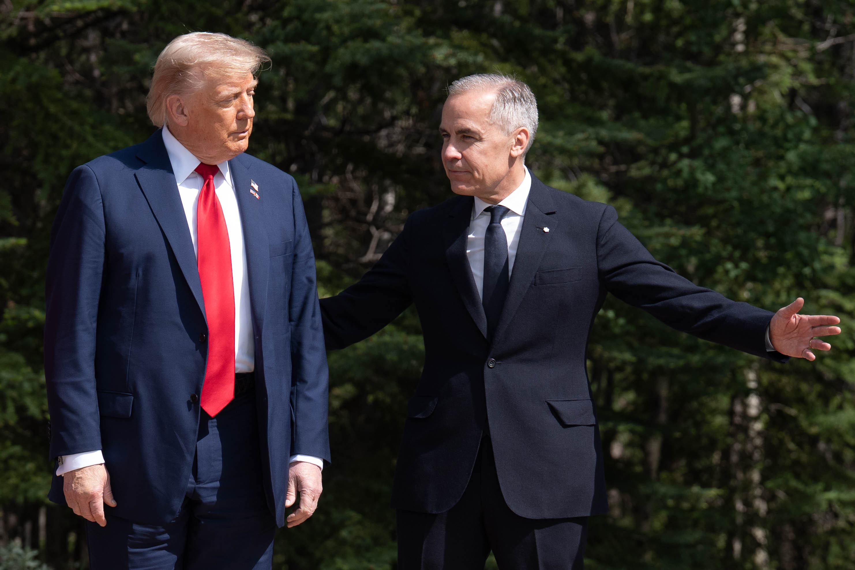 Trump Threatens Canada With 100% Tarrifs Over China Deal