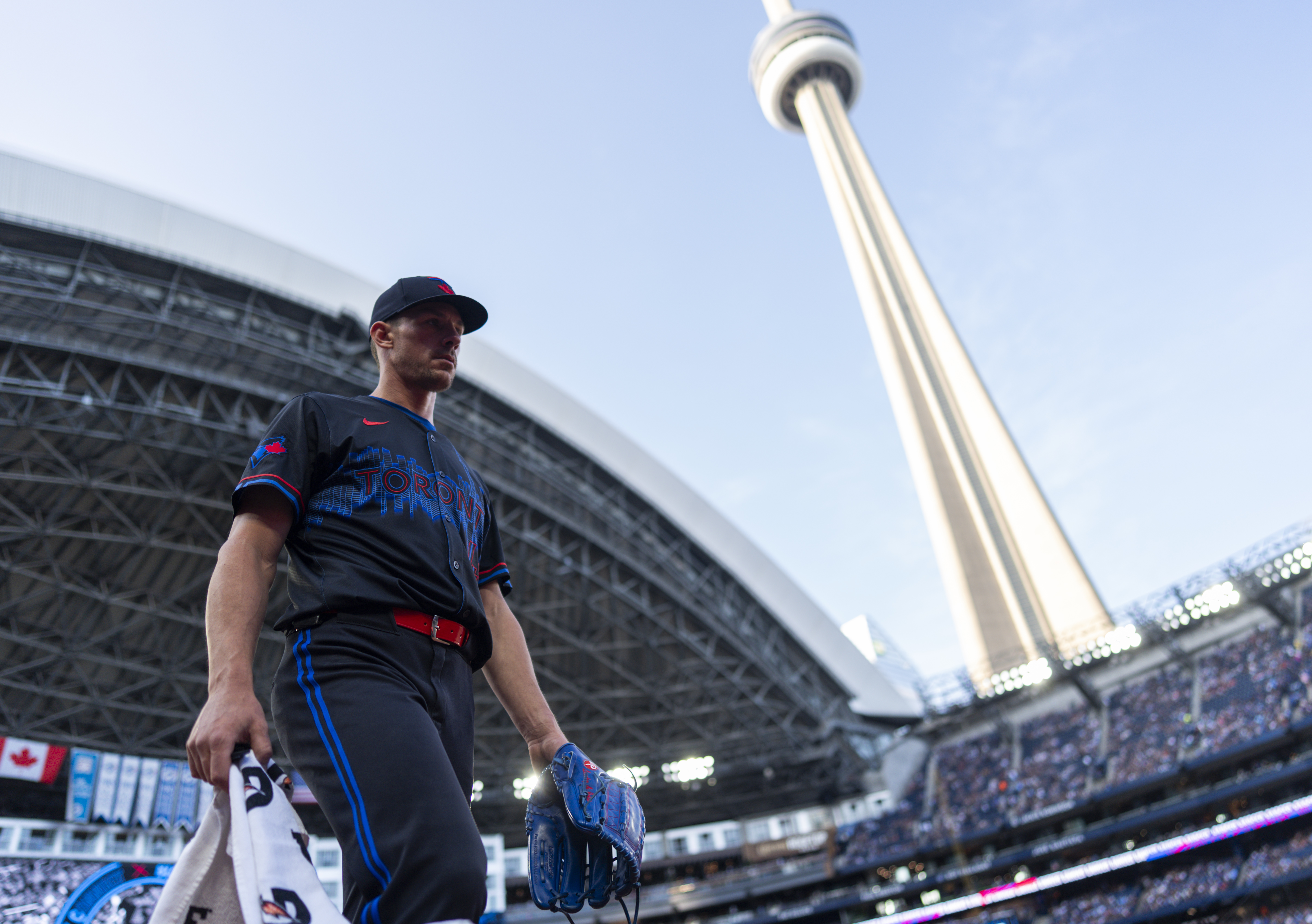 Chris Bassitt Idea Sees Blue Jays Starter Ditch Toronto for NL Contender