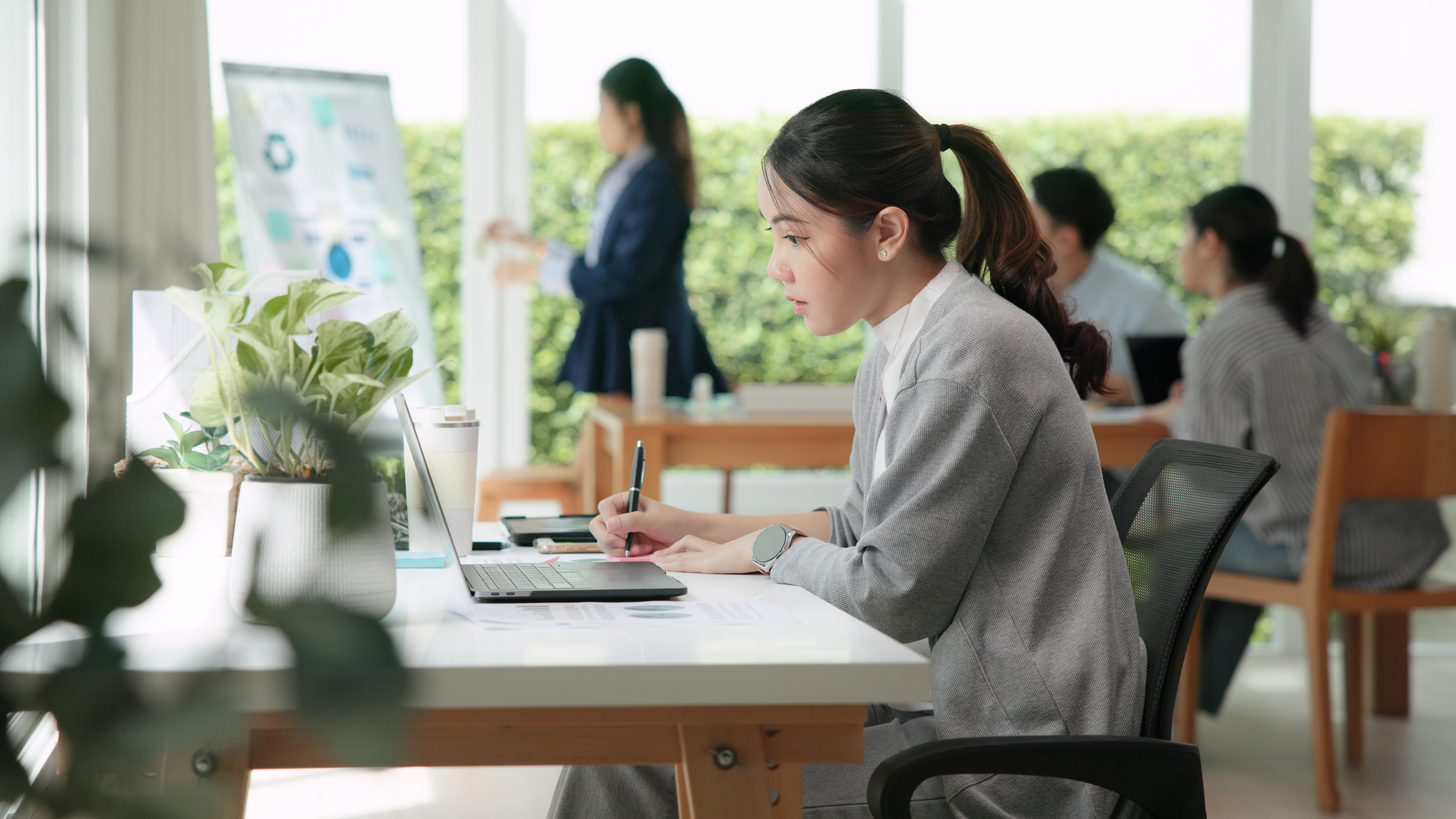 Worker Makes ‘Surprising’ Discovery About Office Desk They Used for 2 Years