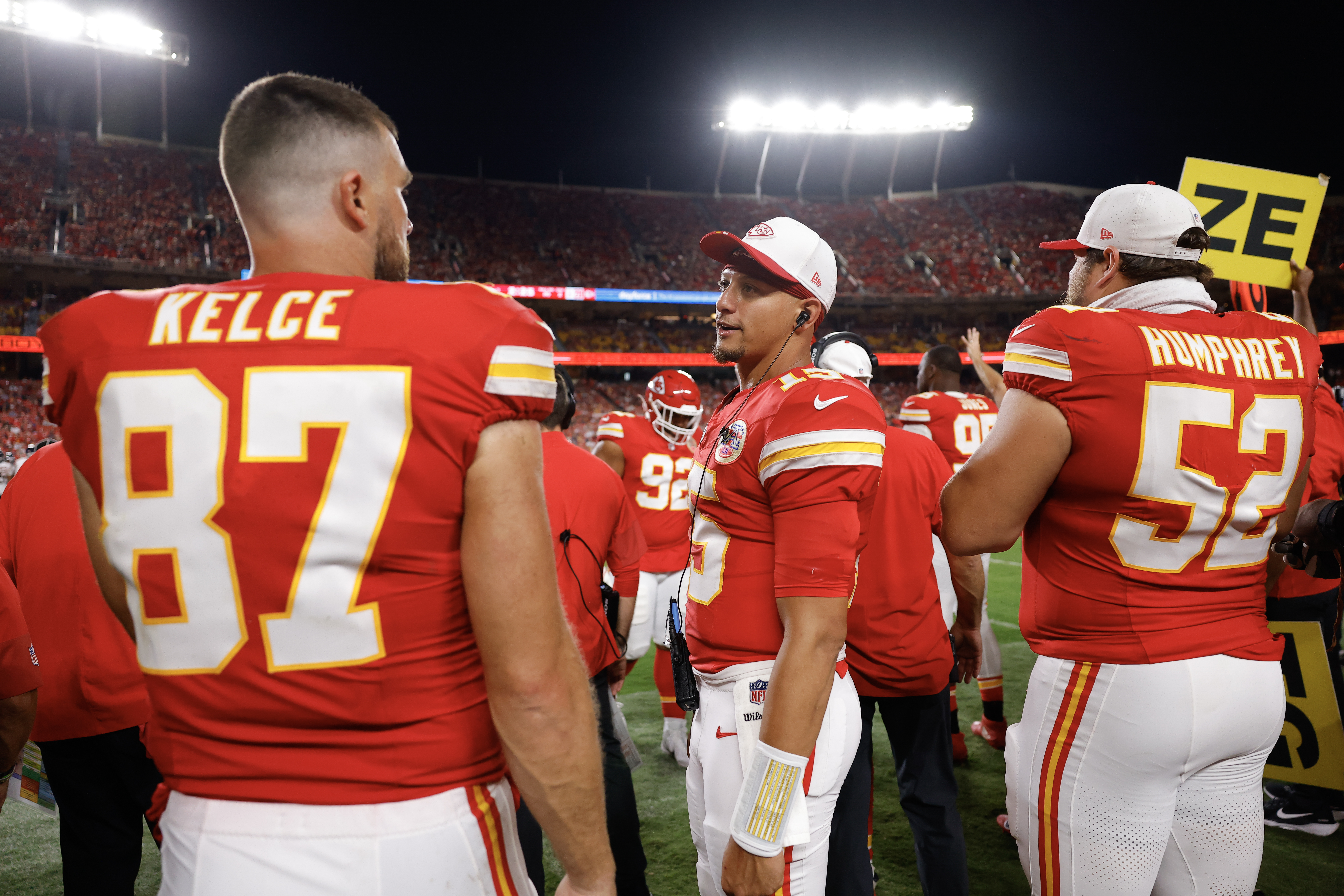 Patrick Mahomes Reacts to Travis Kelce Making NFL History in Possible Final Game
