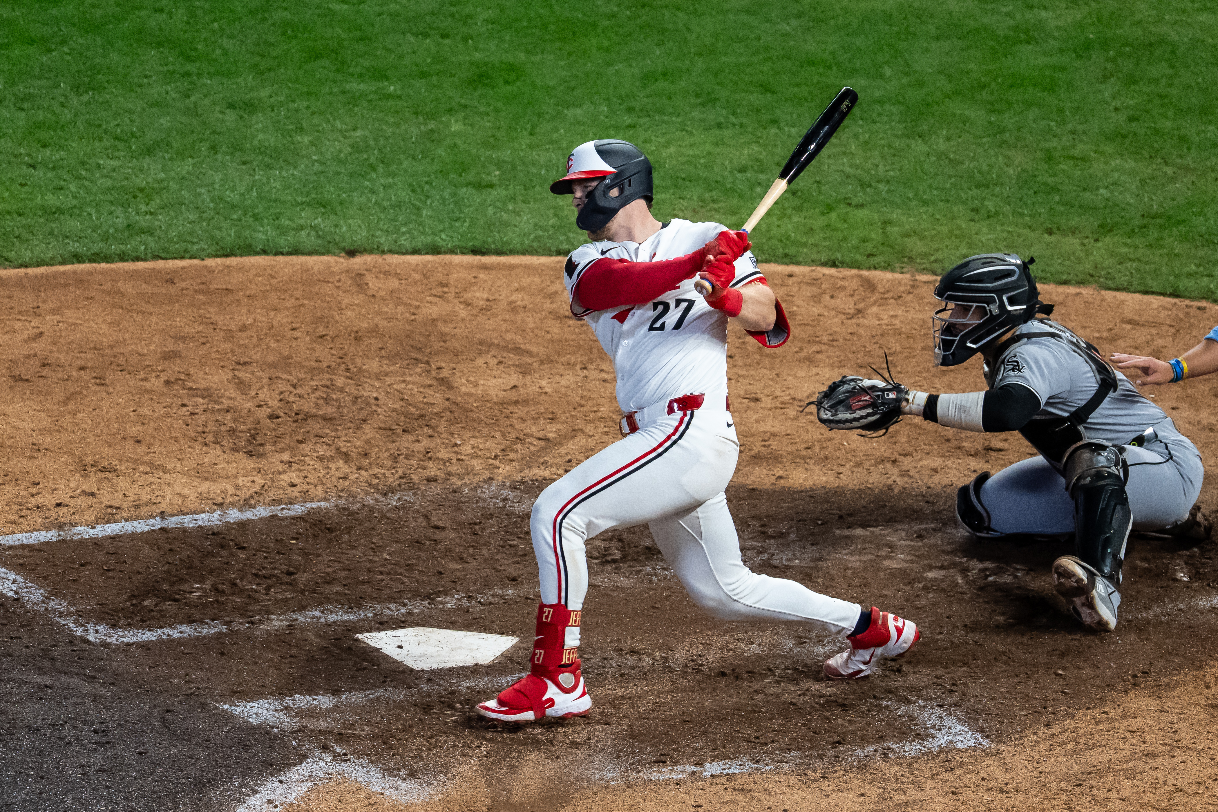 Phillies Reportedly Identify Plan B Catcher Amid J.T. Realmuto Standoff