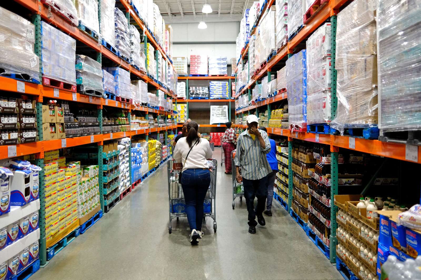 newsweek.com - Hugh Cameron - Businesses rasig prices soon amid economic 'uncertainty'