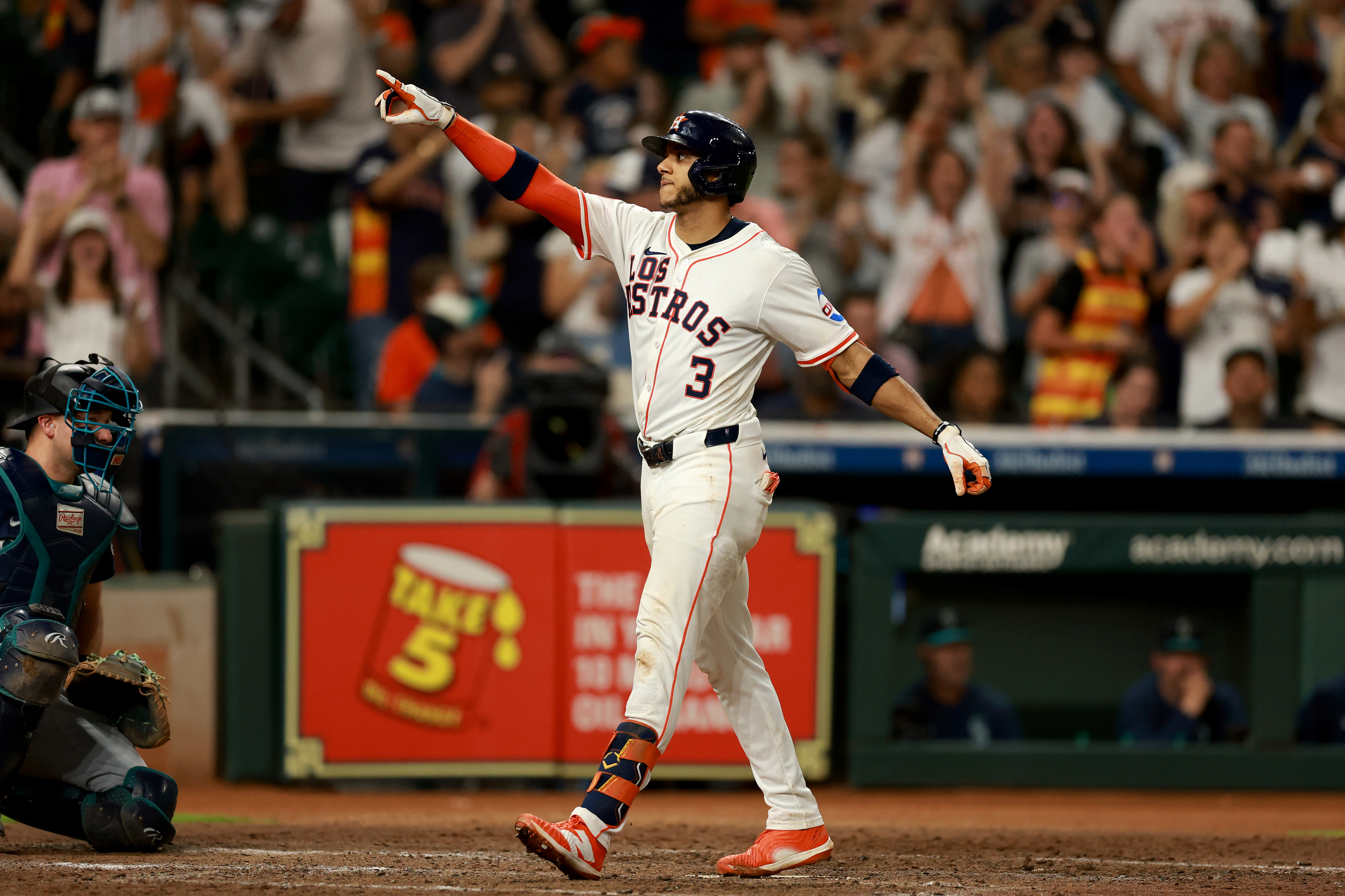 Crazy Astros Trade Idea Cuts Ties With Jeremy Peña for MLB's No. 1 Left Fielder