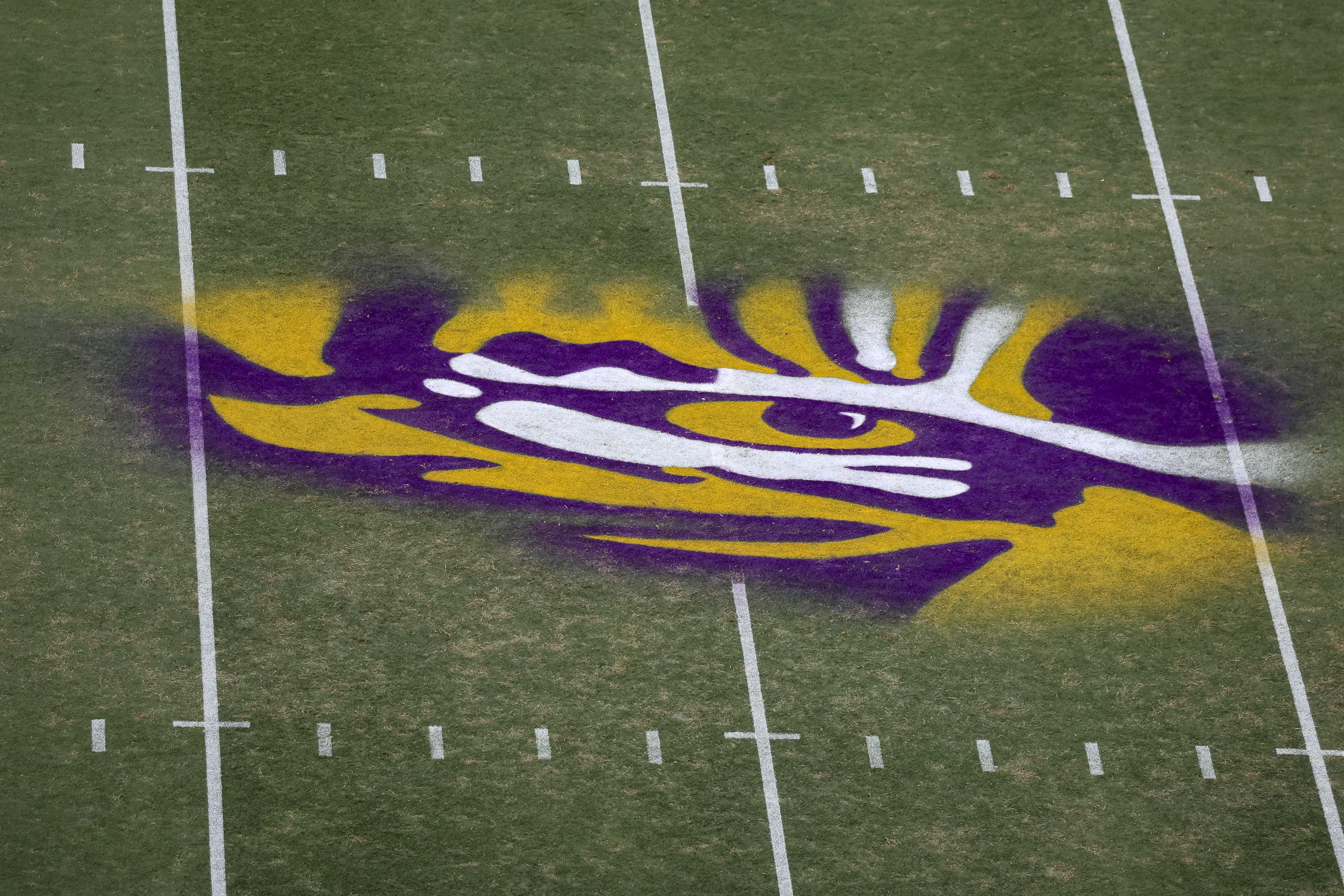 Lane Kiffin, LSU Land First Transfer Portal Player, a 1,000-Yard WR