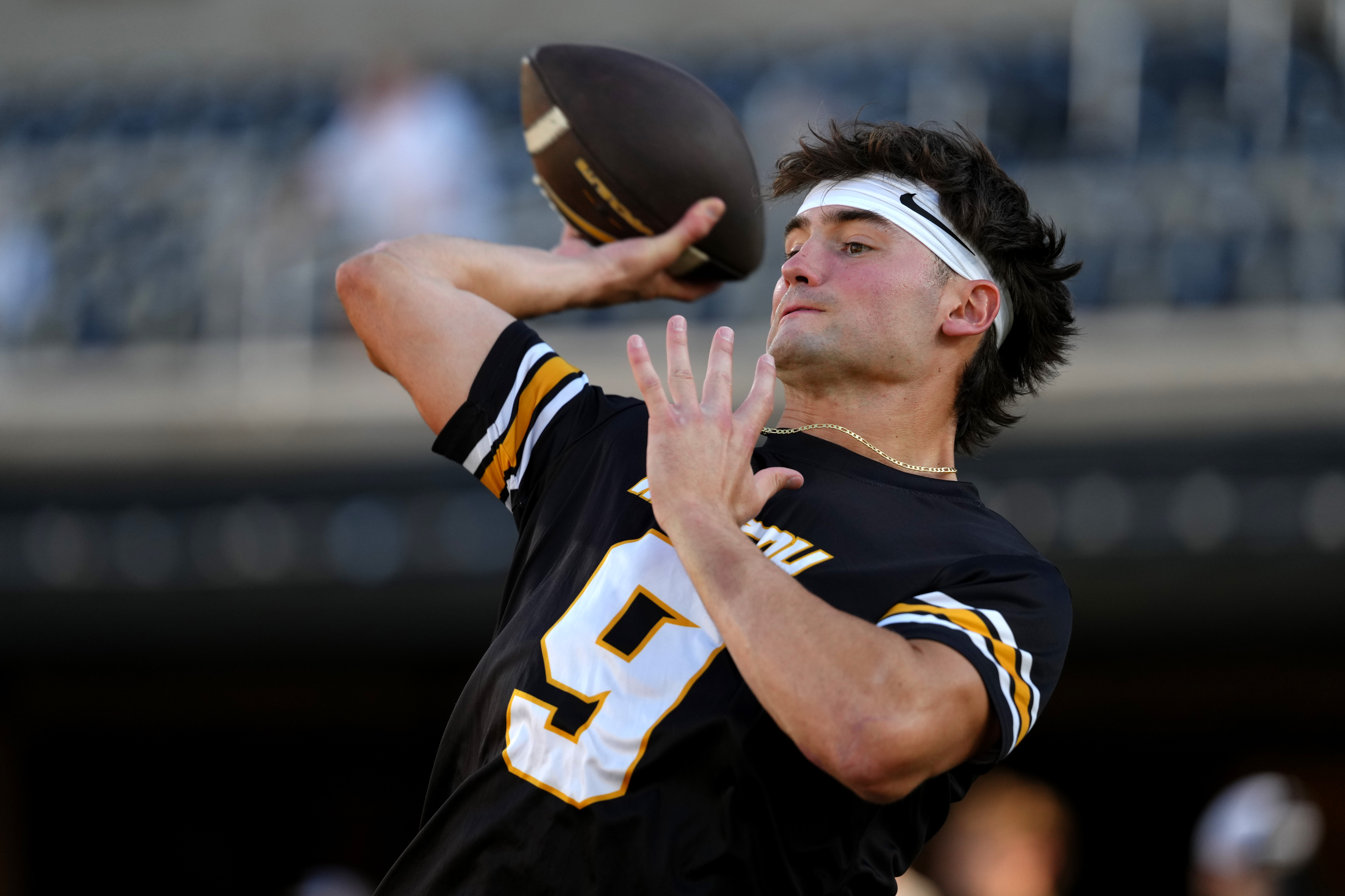 SEC Program to Host Transfer Portal QB Beau Pribula After Sam Leavitt Visit