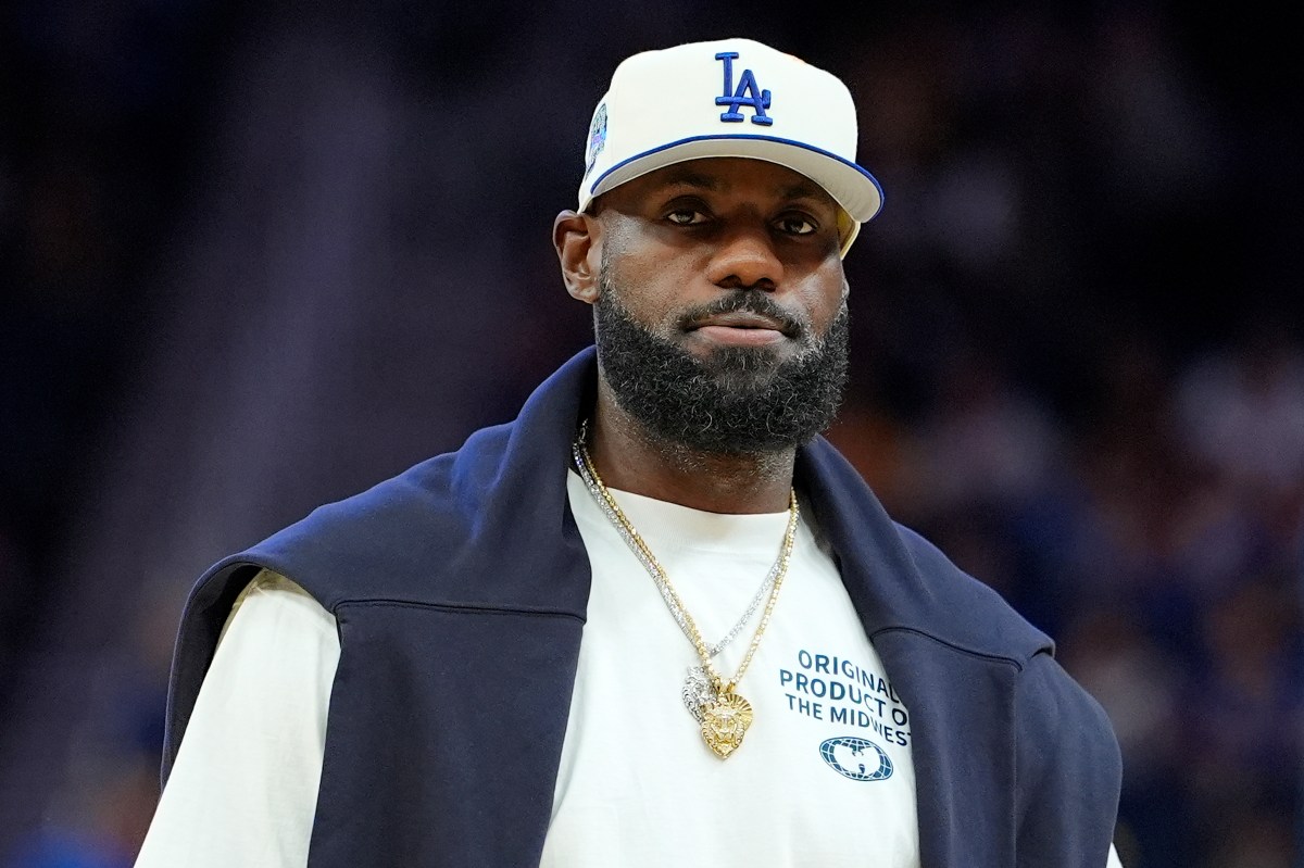 Surprise Team Rising Fast in Odds to Sign LeBron James