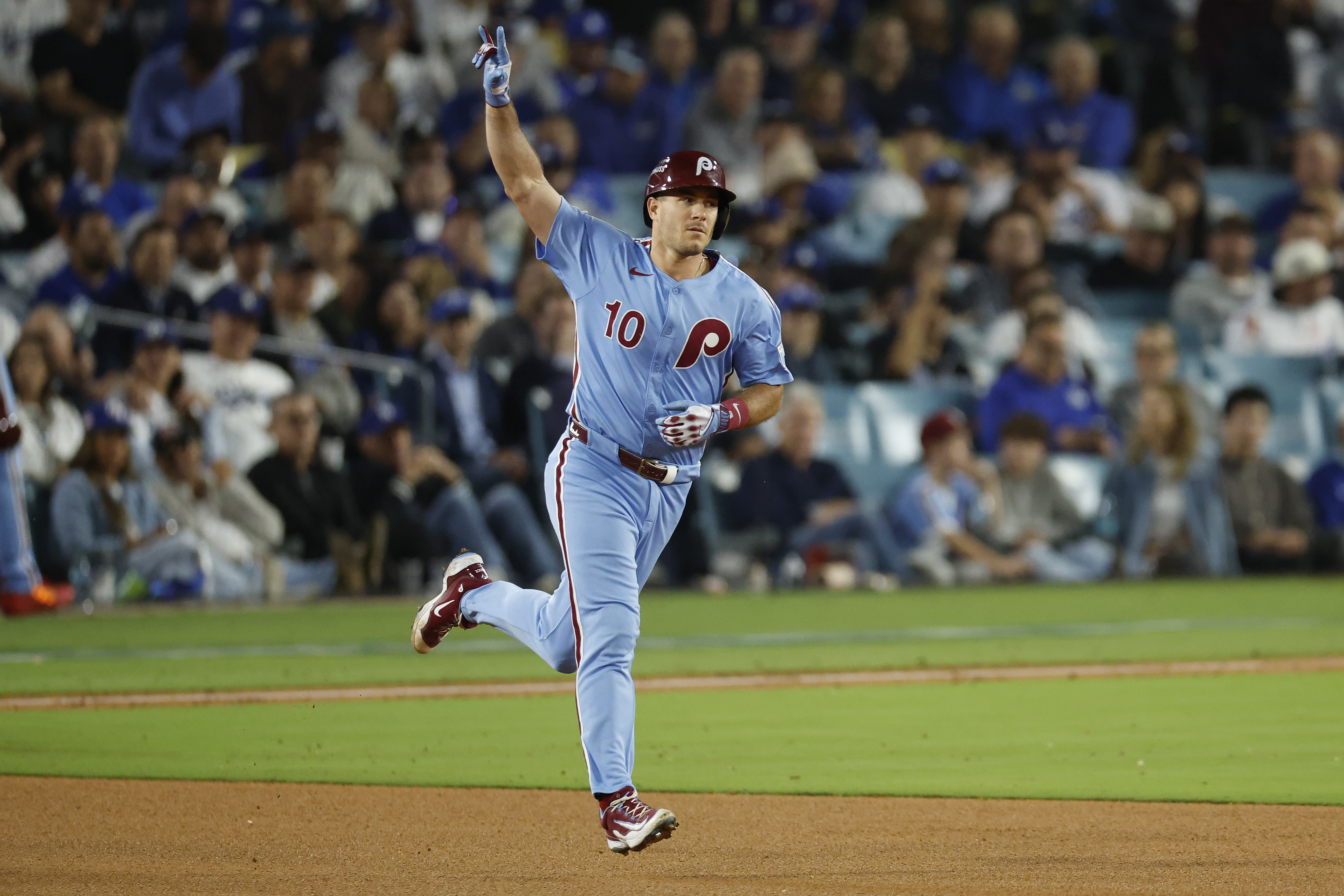 Phillies’ Bo Bichette Pursuit Puts J.T. Realmuto’s Future in Doubt