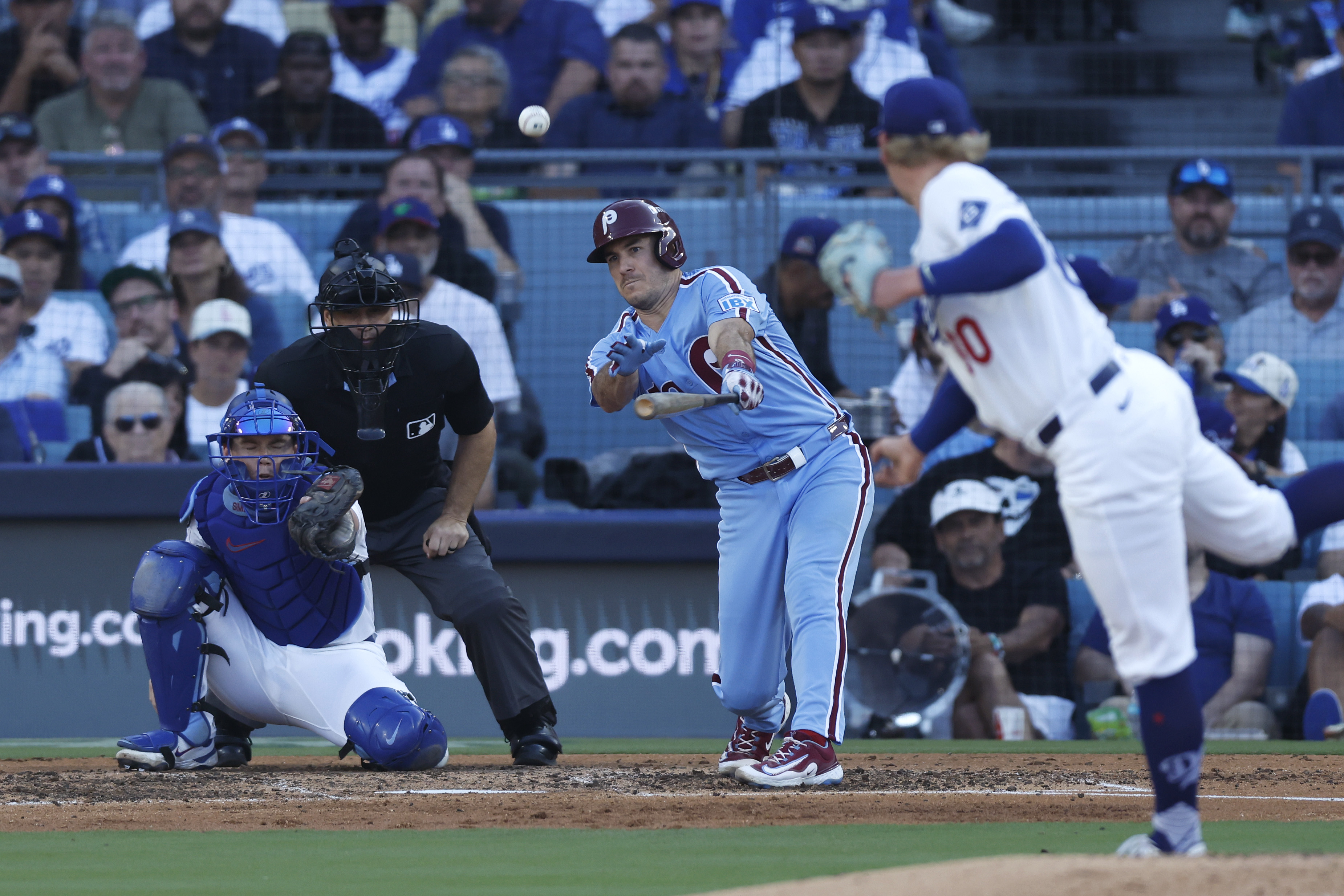 Phillies Predicted To Retain Gold Glover On 2-Year, $28 Million Contract