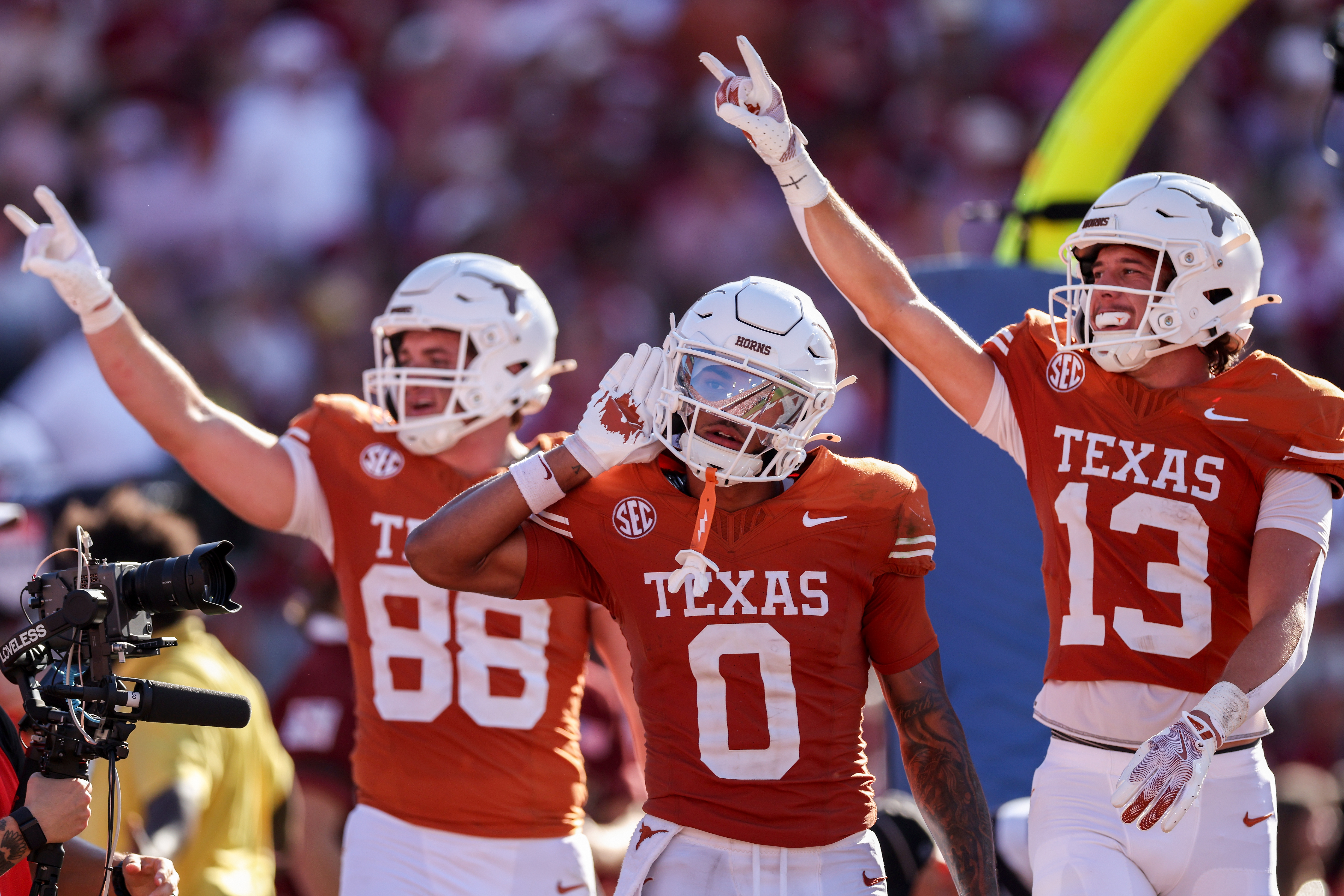 Former Texas Starter Commits to Oklahoma in Stunning Red River Switch