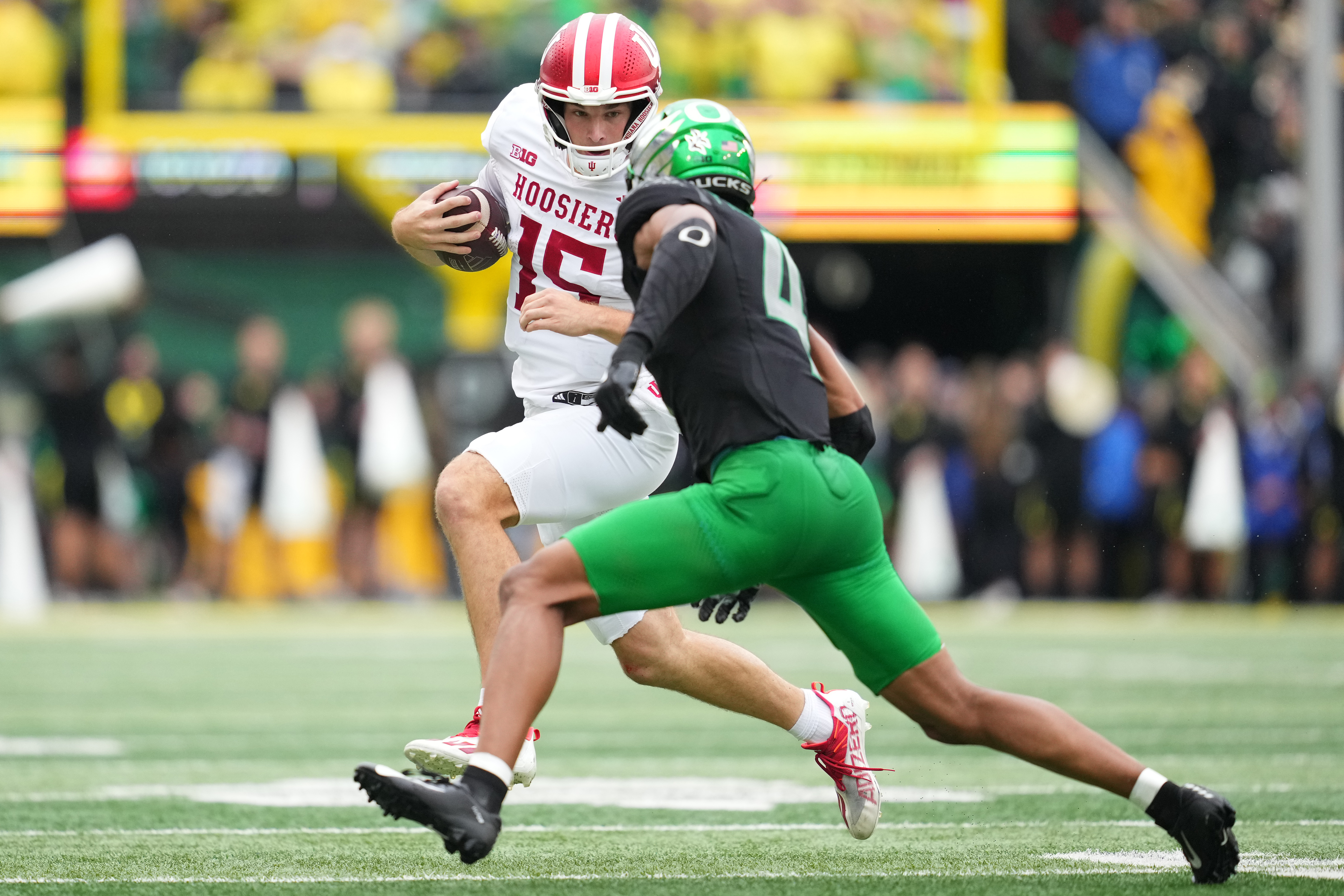 Peach Bowl Odds, Best Bets: Red-Hot Hoosiers Favored In Big Ten Rematch 📩