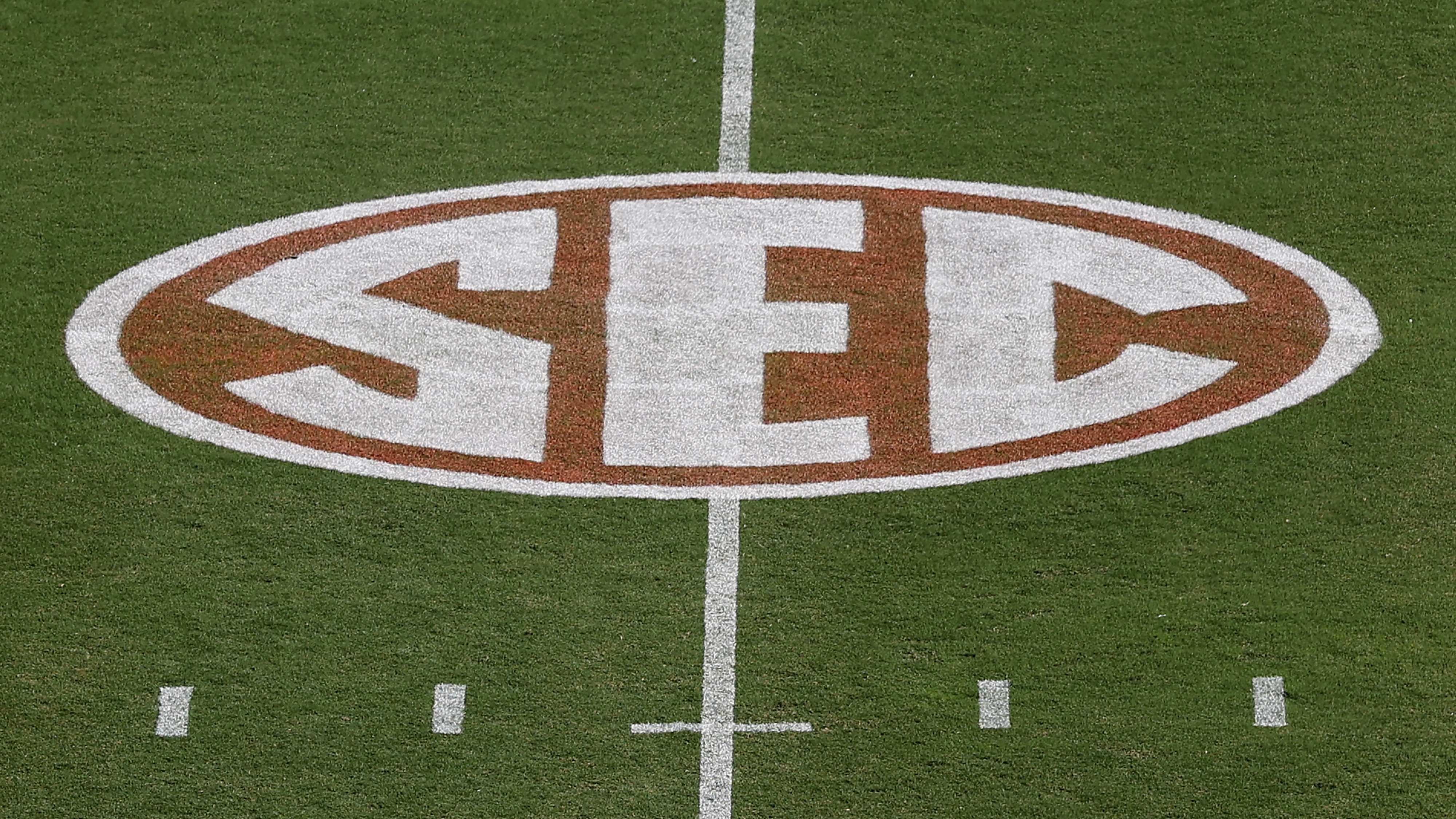 Kansas State Starter Lands With Storied SEC Program in Transfer Portal