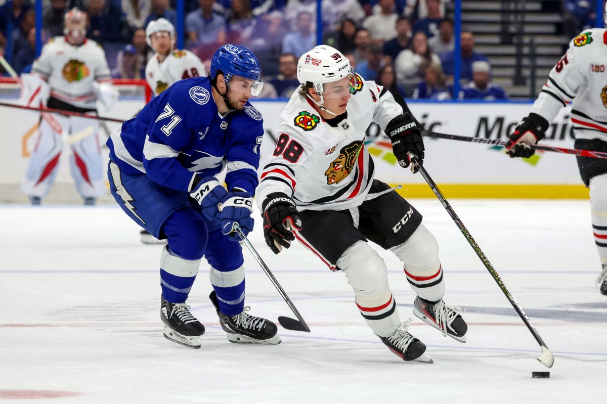 How to Watch Lightning vs Blackhawks: Live Stream NHL, TV Channel