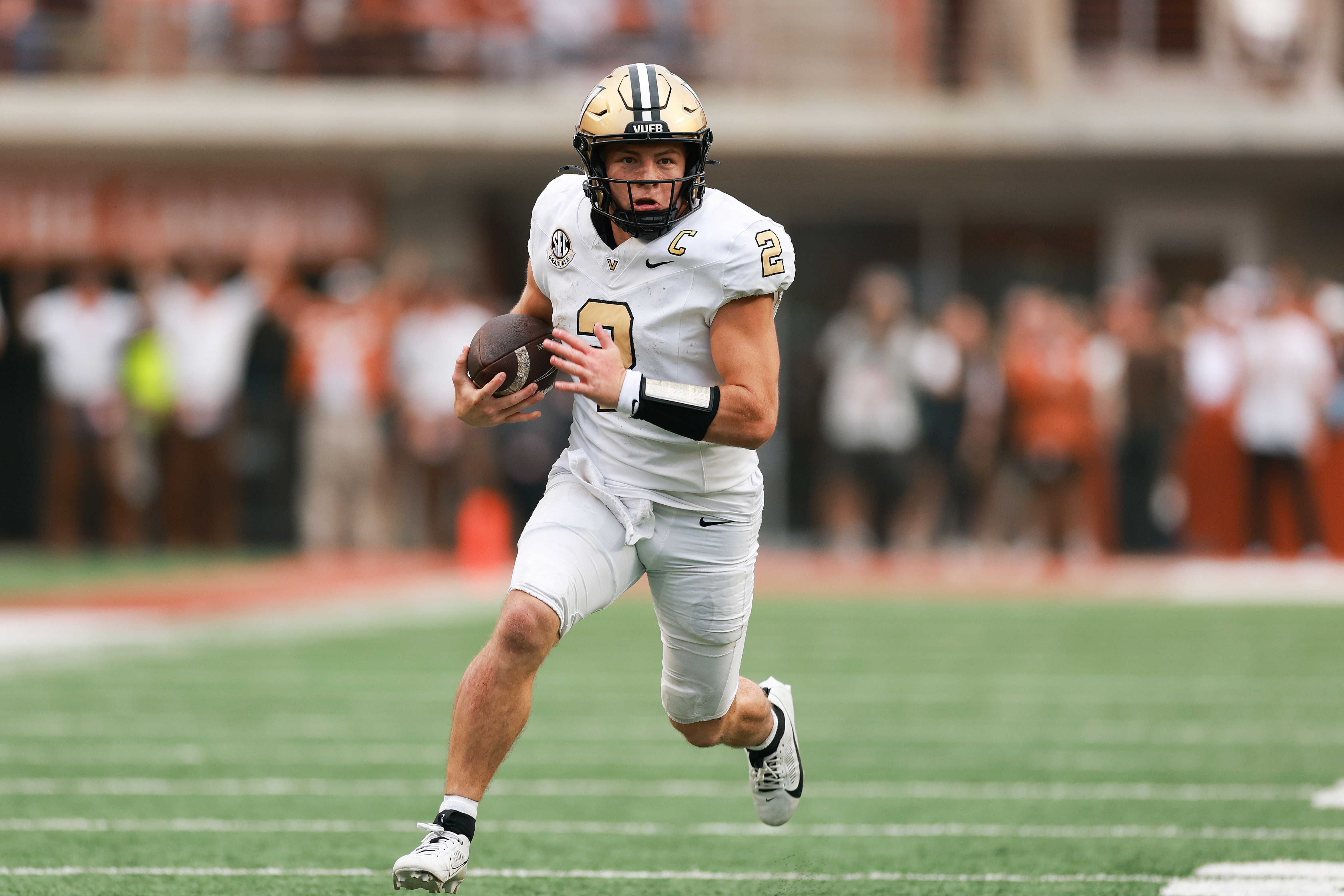 Vanderbilt QB Diego Pavia’s True Height Revealed Before NFL Draft