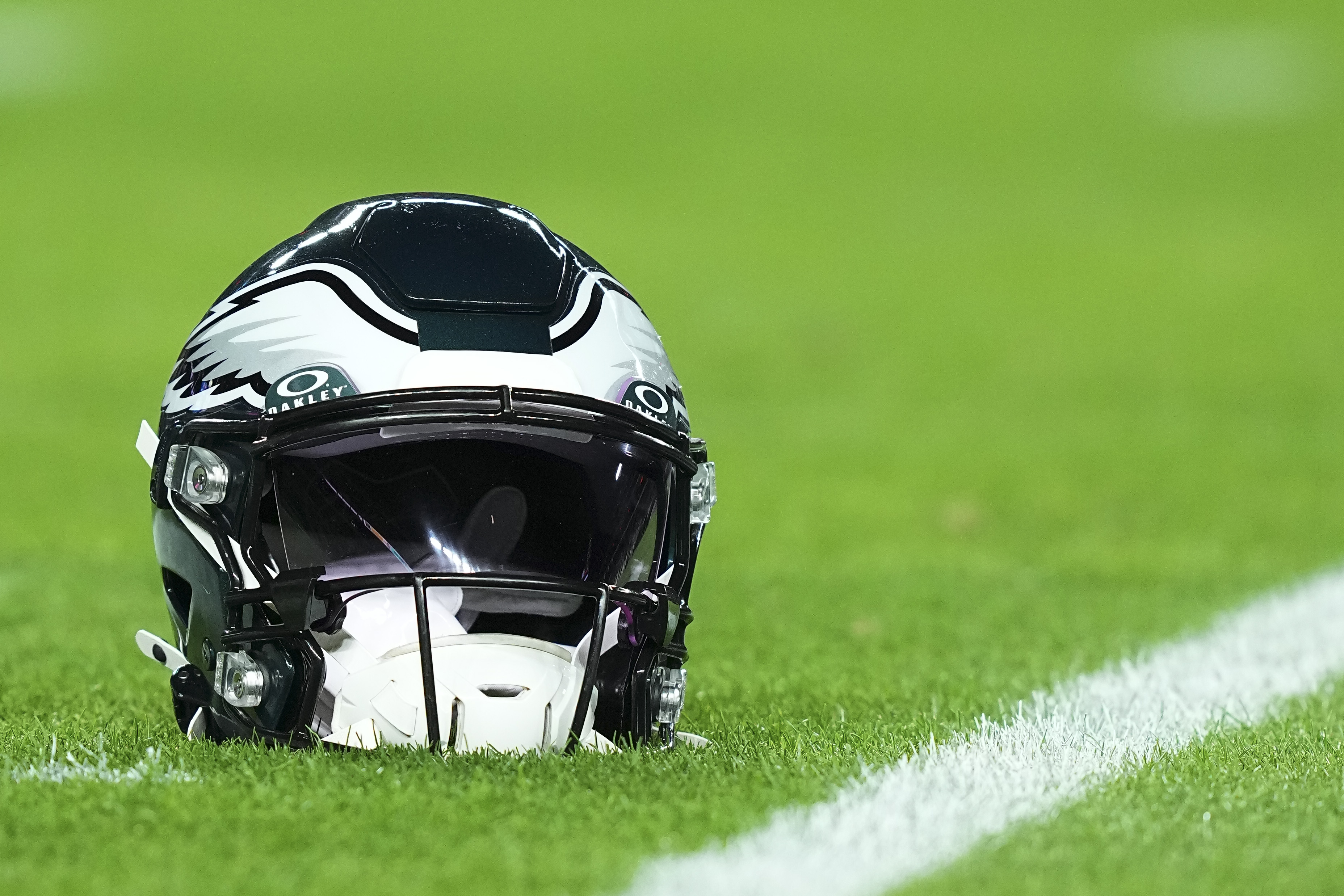 Eagles Sign Eight Players After Loss to 49ers