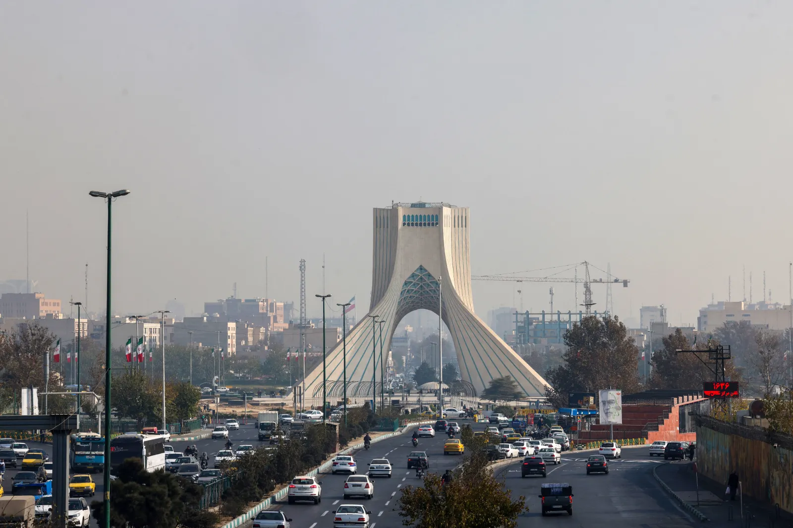 自殺突擊隊集結線上看 自殺突擊隊集結華納的自殺突擊隊在詹姆斯岡恩加入後拍攝重啟版這次九死一生的任務是什麼呢結集血腥運動和平使者迴旋鏢隊長與大家最喜歡的哈莉奎茵等一幫罪犯執行著搜索及摧毀的任務