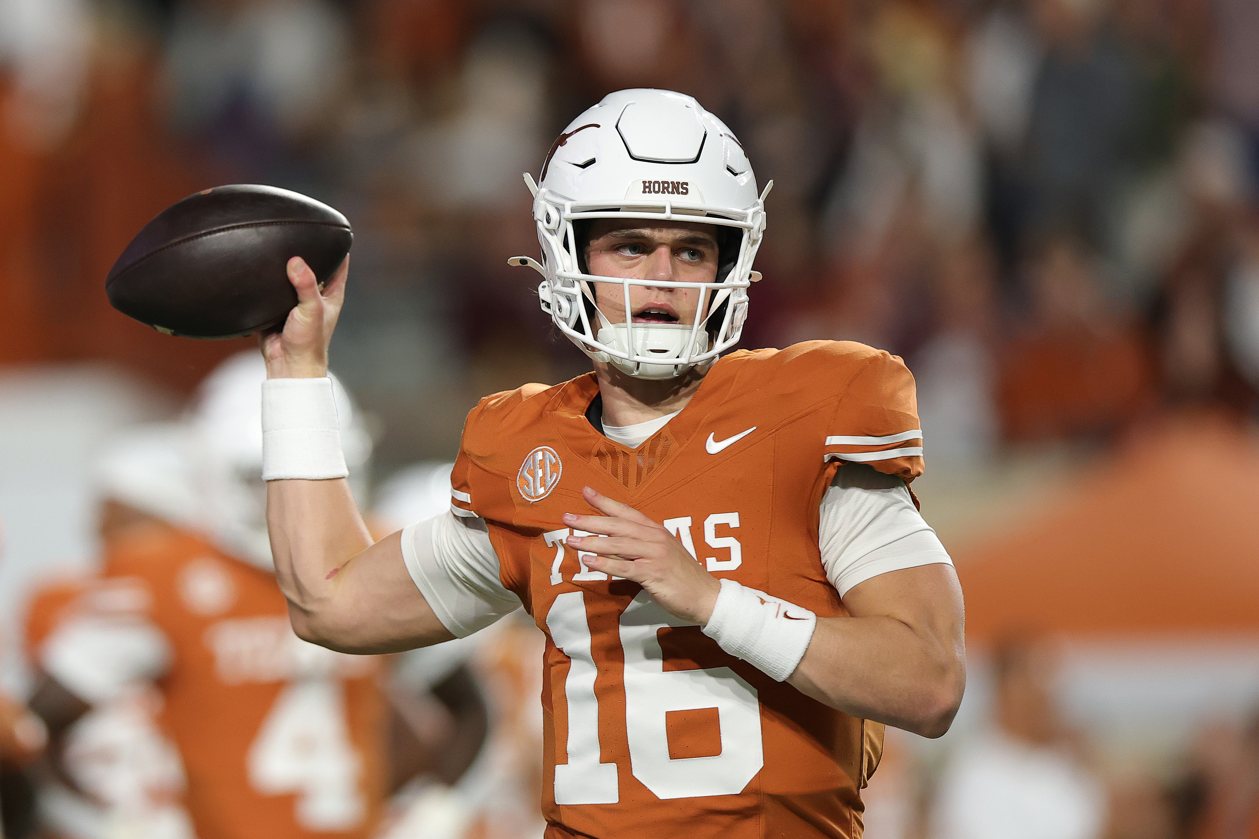 Texas QB Arch Manning Projected 'Runaway No. 1 Pick' After Skipping NFL Draft