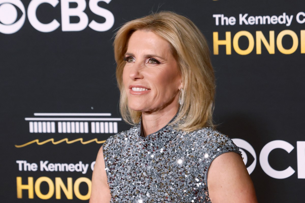 Presentador de Fox News corregido al aire después de Nicki Minaj Dig