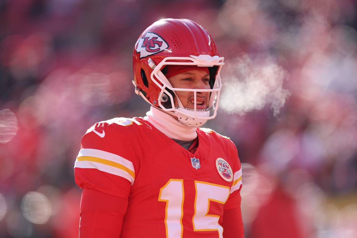 Patrick Mahomes Sends Personal Message to Departing Chiefs Coach