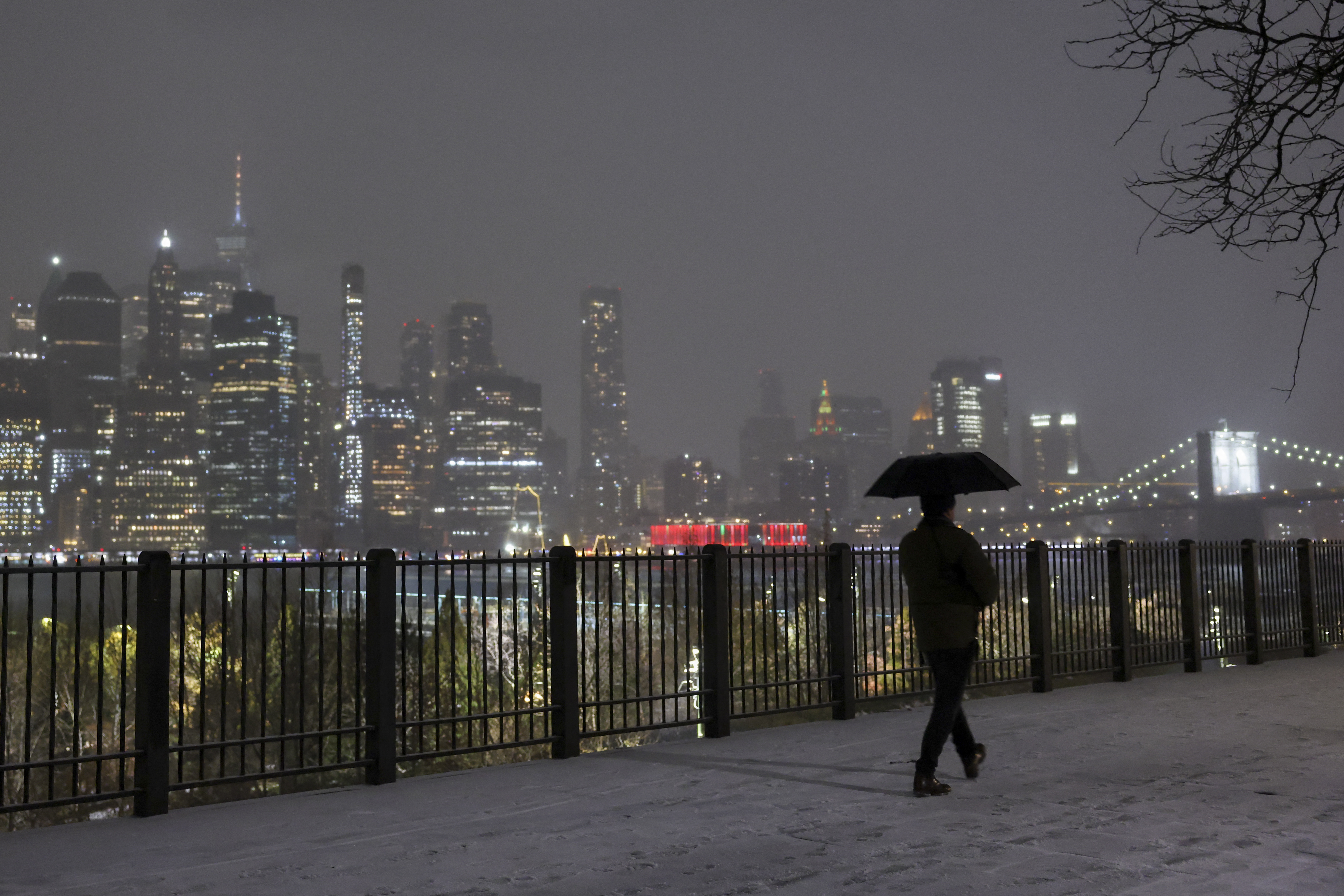 Winter Weather Alert as Over 6 Inches of Snow Could Pummel New York City