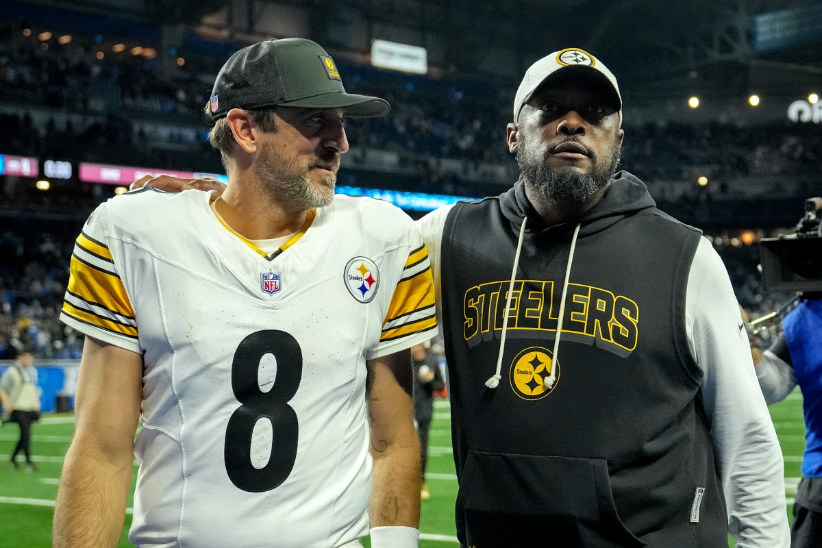 Aaron Rodgers tem uma posição clara sobre os rumores de Mike Tomlin após a derrota do Steelers