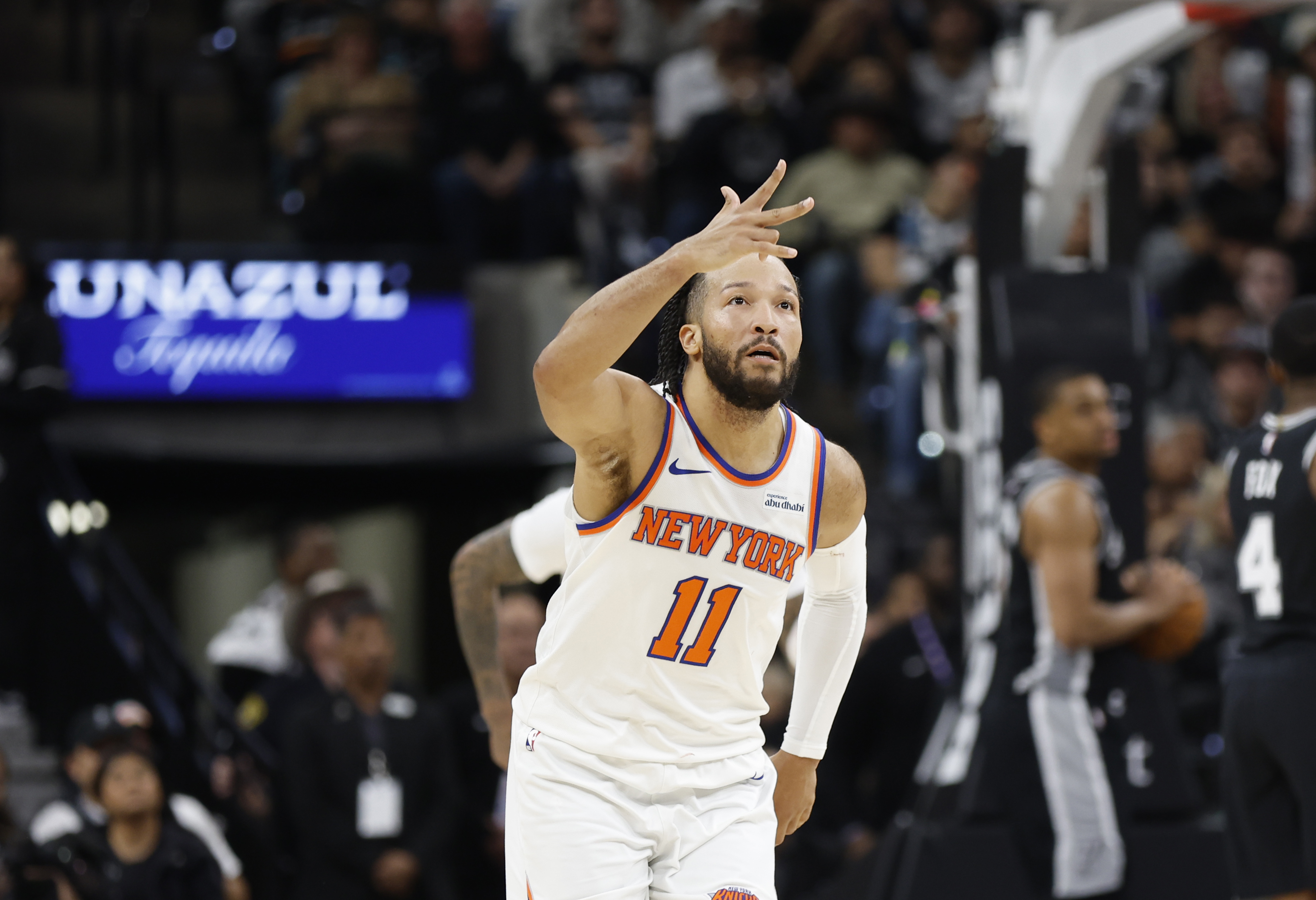 Betr Promo Code NEWSWEEK: Get $210 Bonus For NFL Week 18, CFB, NBA Picks