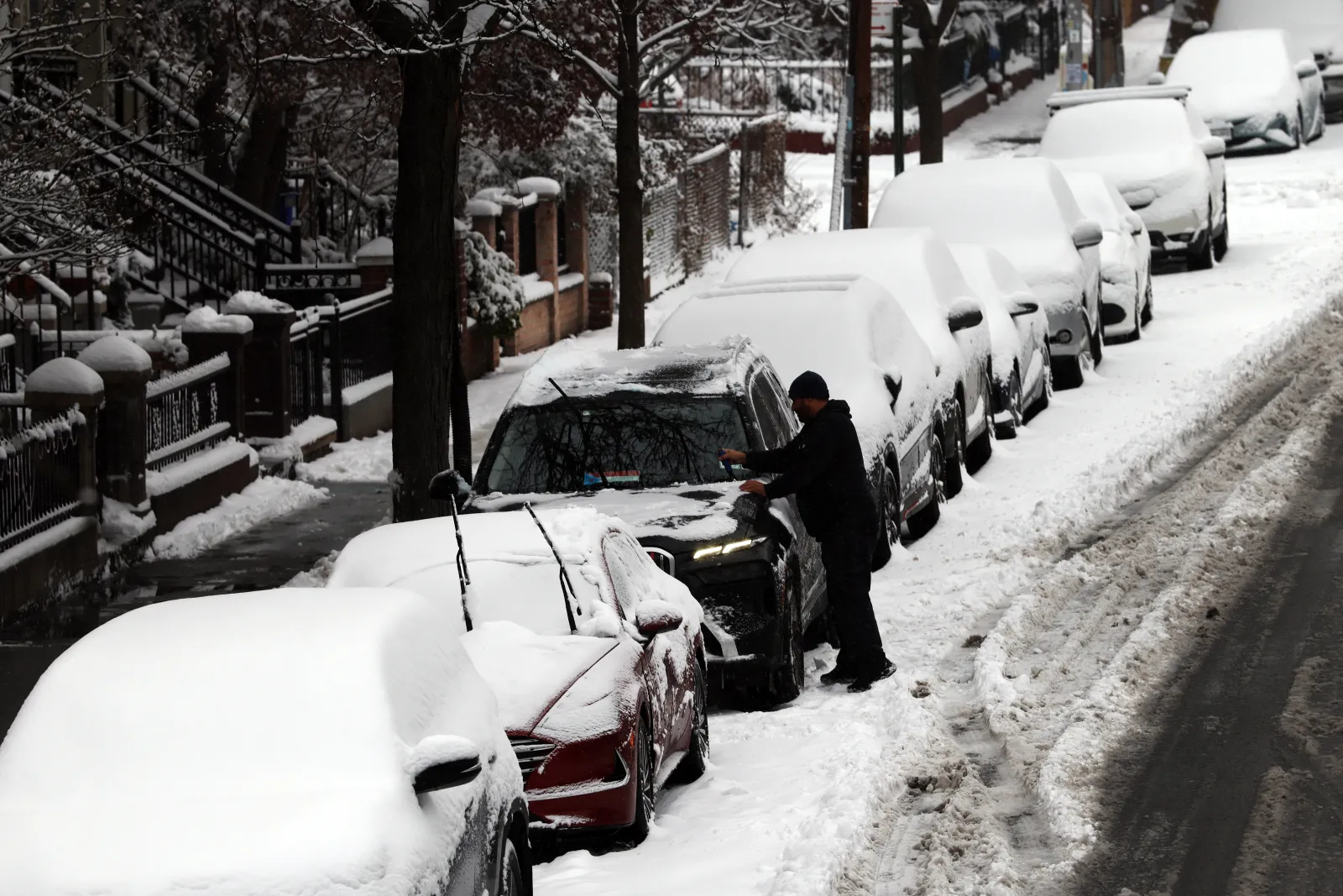Winter Storm Warning As Four Feet of Snow To Strike - Newsweek