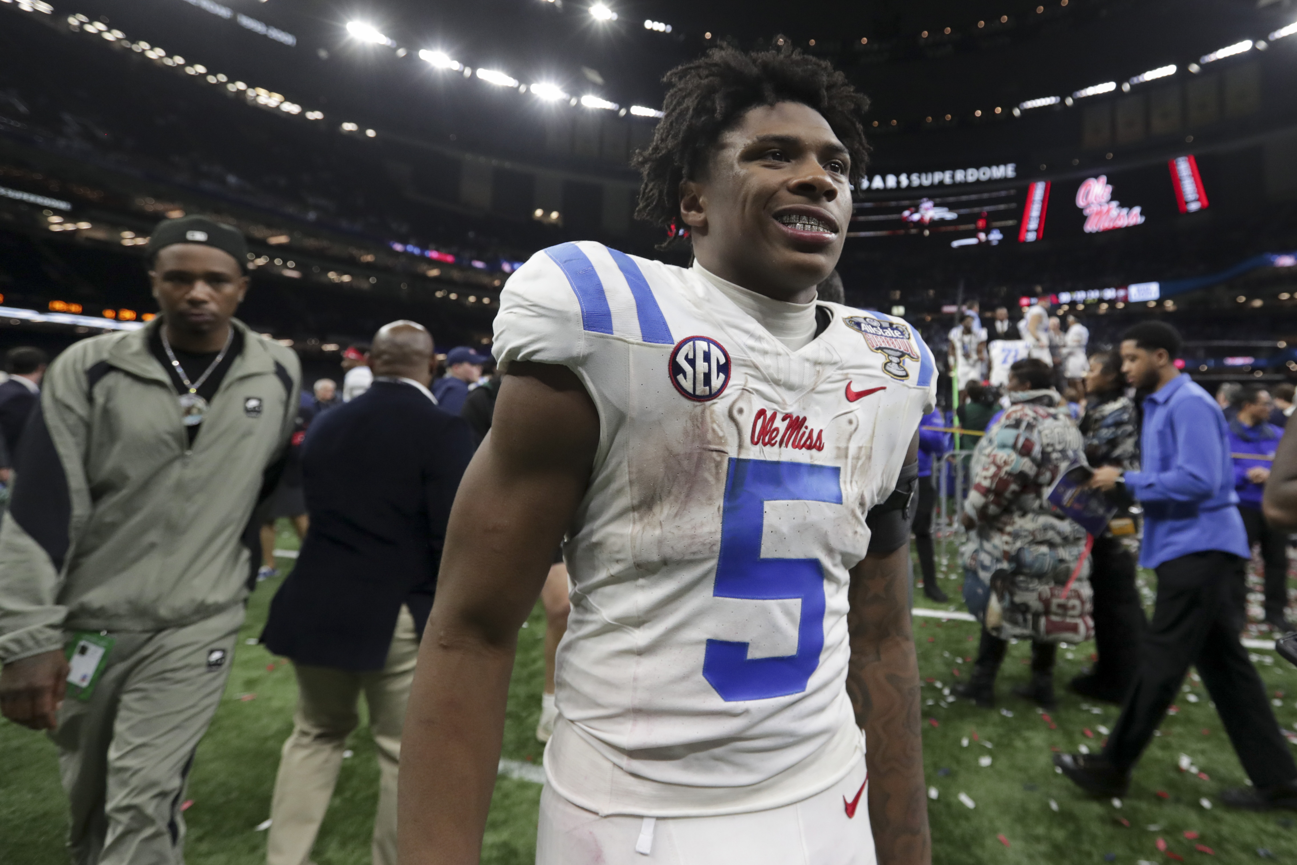 Ole Miss Receives Big News on Star RB Kewan Lacy Ahead of CFP Semifinal