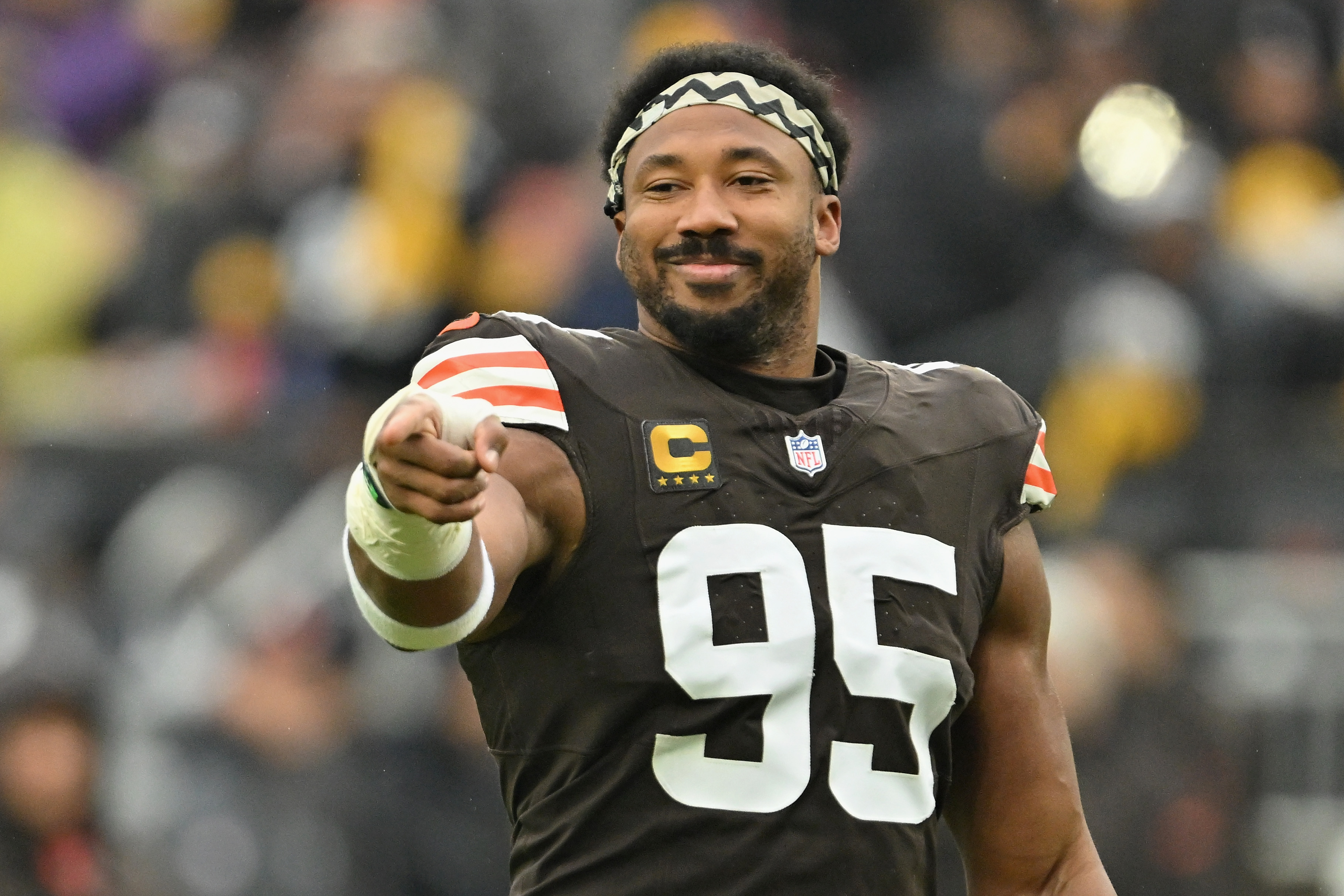 Bengals’ Zac Taylor Not Happy With NFL Decision After Myles Garrett Milestone