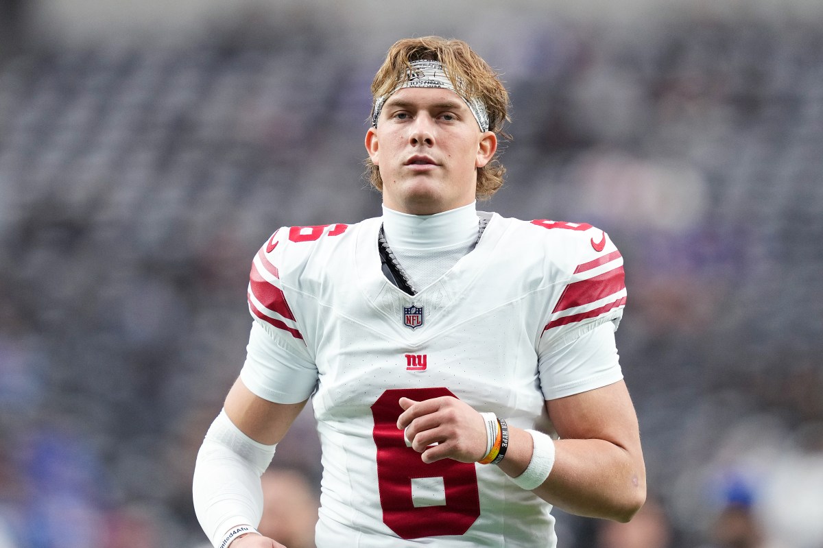 Ole Miss Alum Jaxson Dart Speculates on Next Giants Coach at Fiesta Bowl