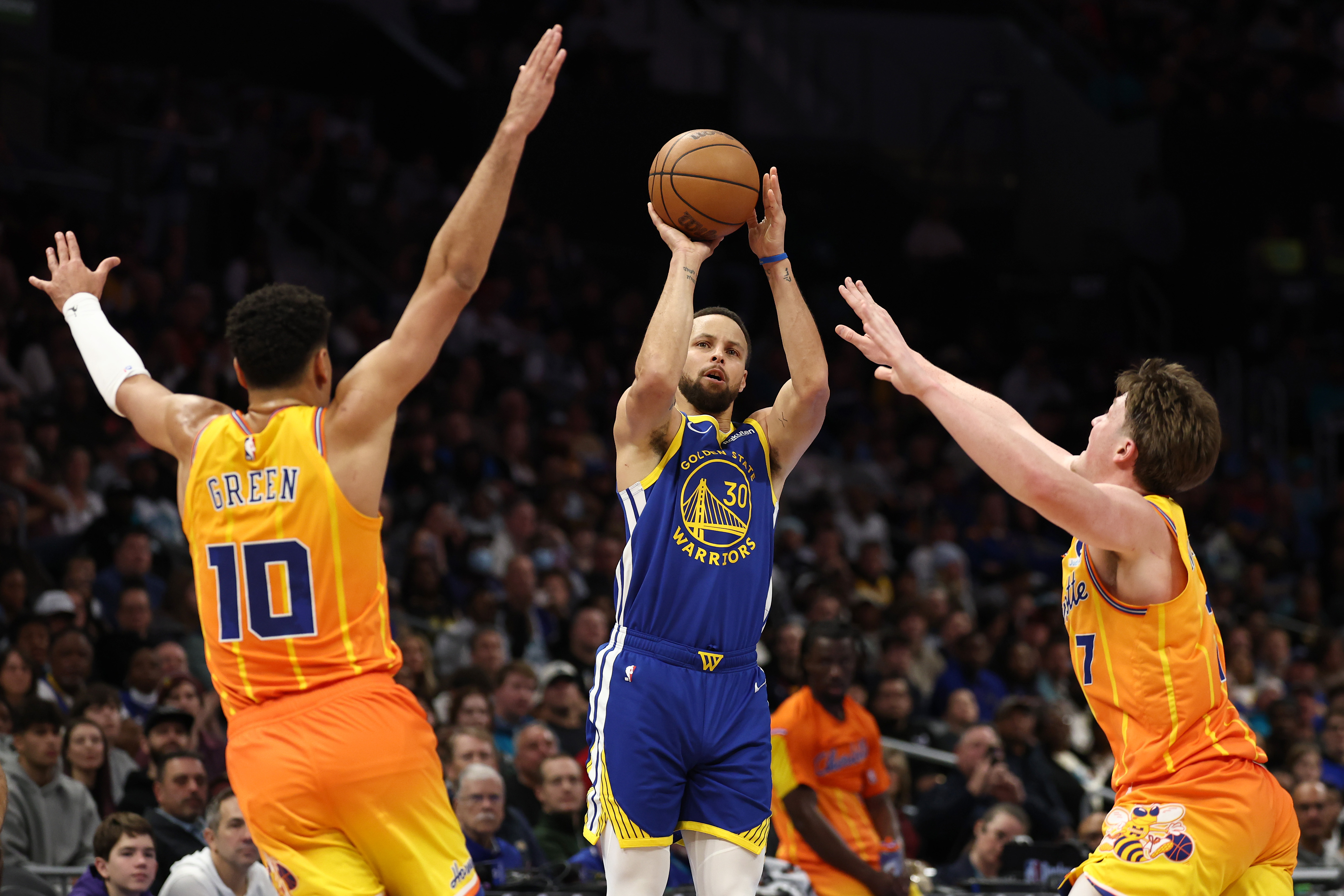 How to Watch Hornets vs Warriors: Live Stream NBA, TV Channel