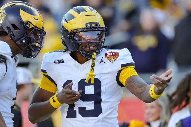 Michigan QB Bryce Underwood