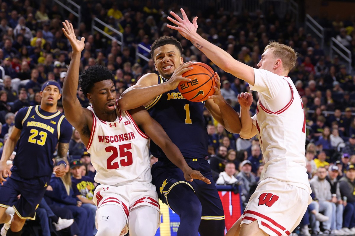 Michigan Drops in Updated College Basketball Rankings