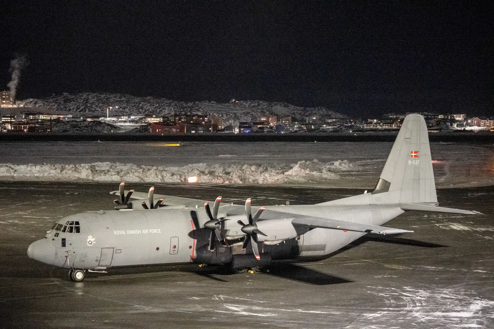 Image for article: Photos Show European Forces in Greenland After Trump Threats