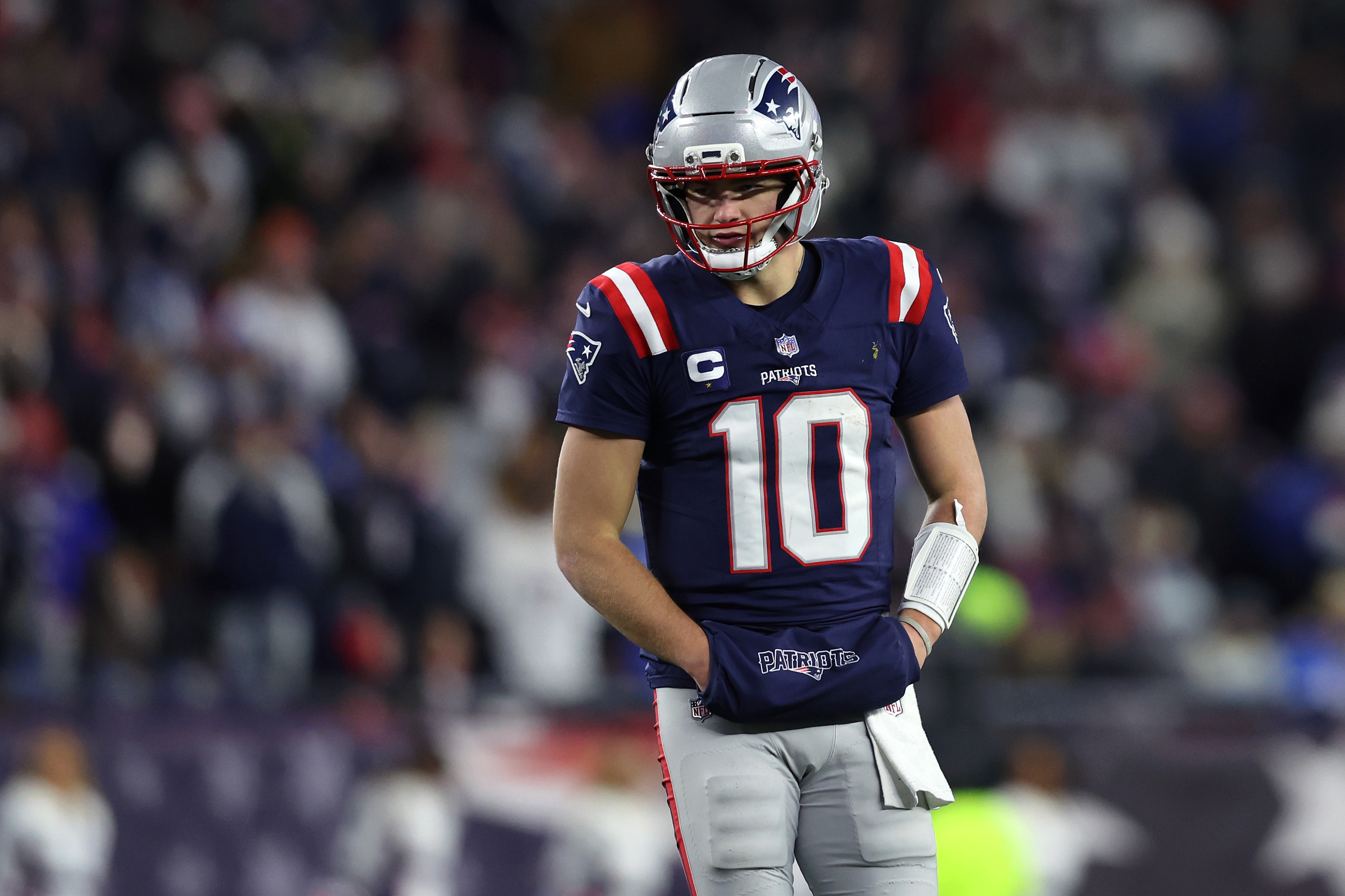 Drake Maye Delivers Blunt Self-Criticism After Patriots’ Win Over Chargers
