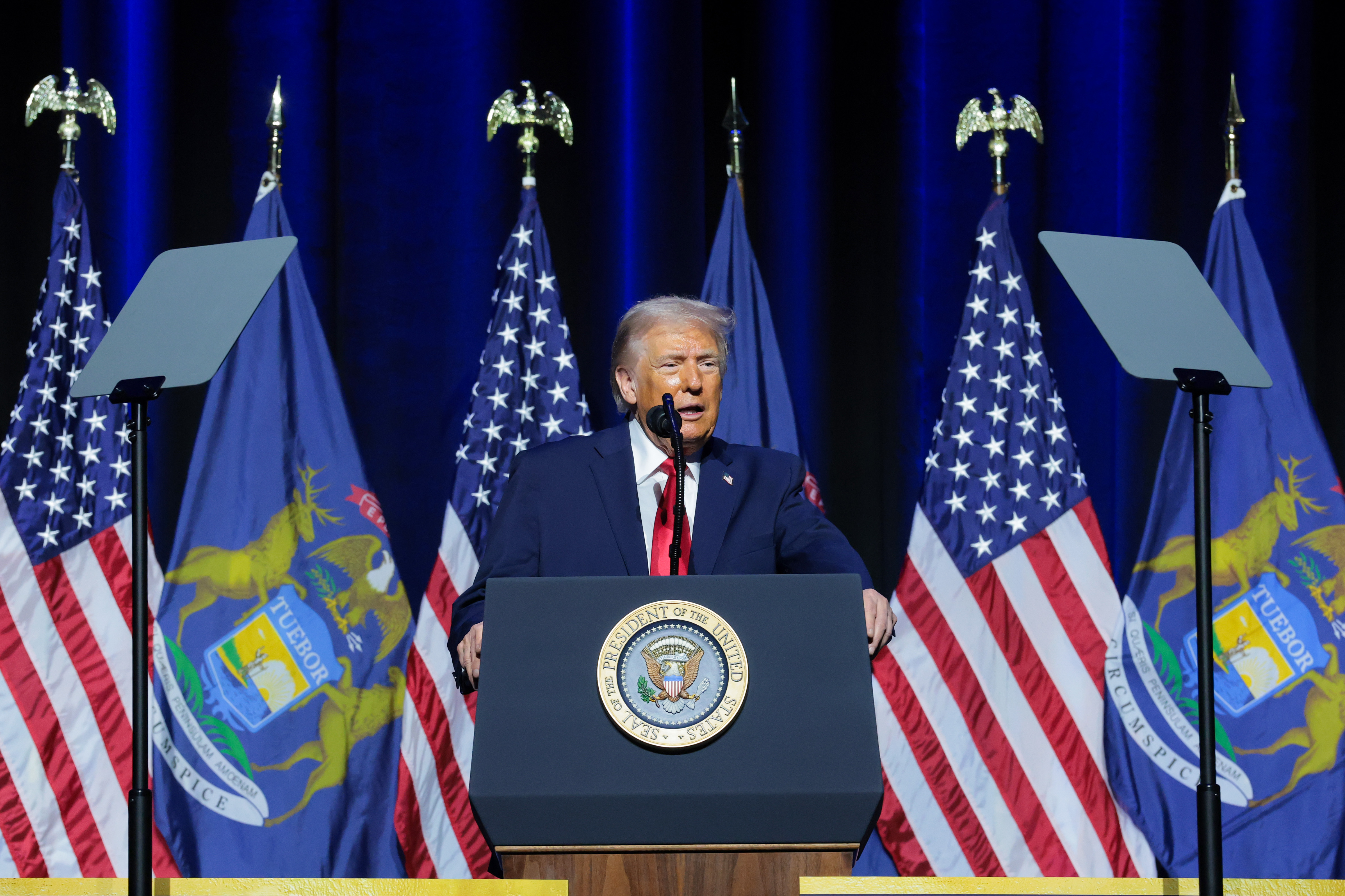 Can Trump Revoke Citizenship of Migrants for Fraud? It's Complicated