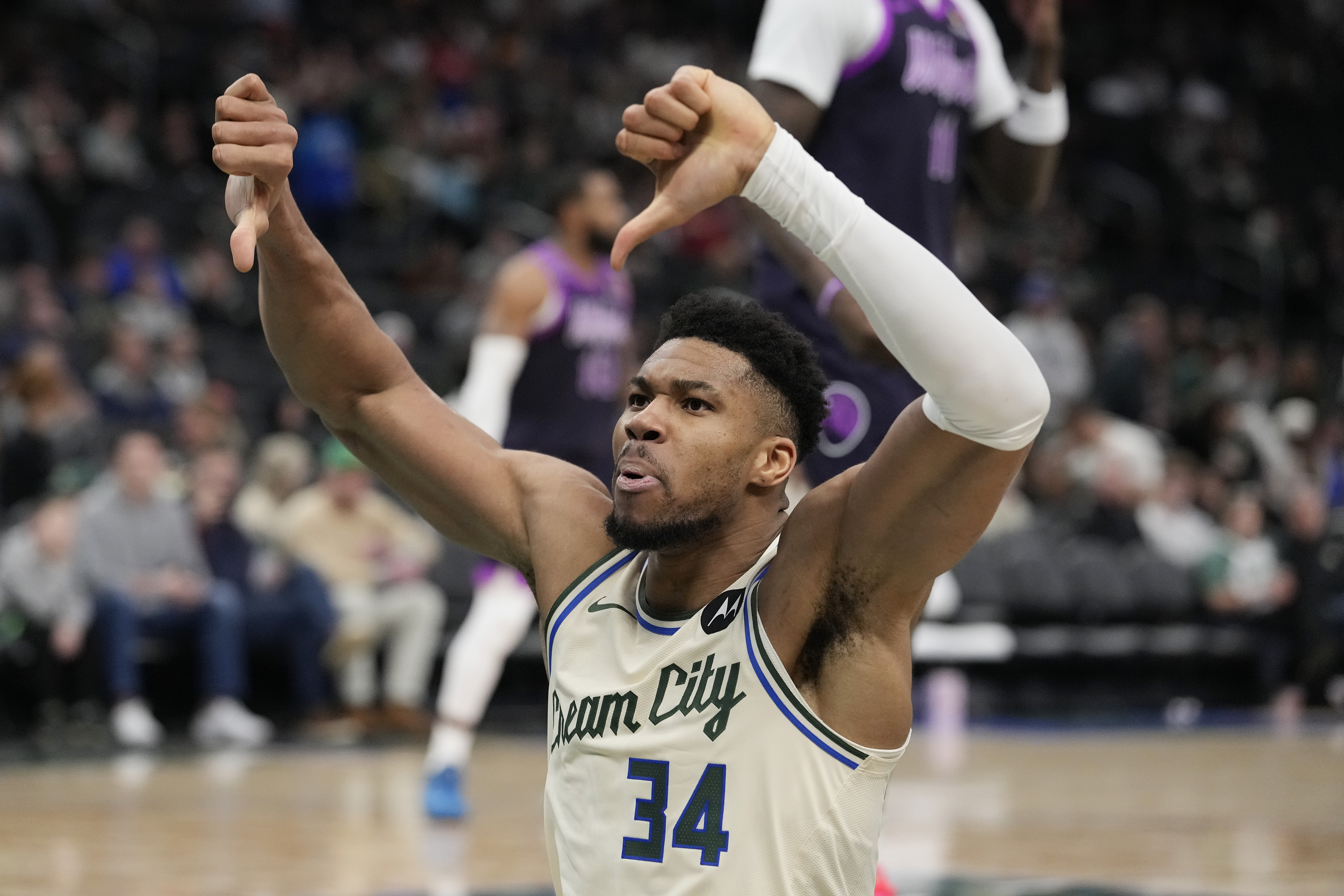 Giannis Antetokounmpo Admits Booing Bucks Fans Amid Growing Trade Rumors