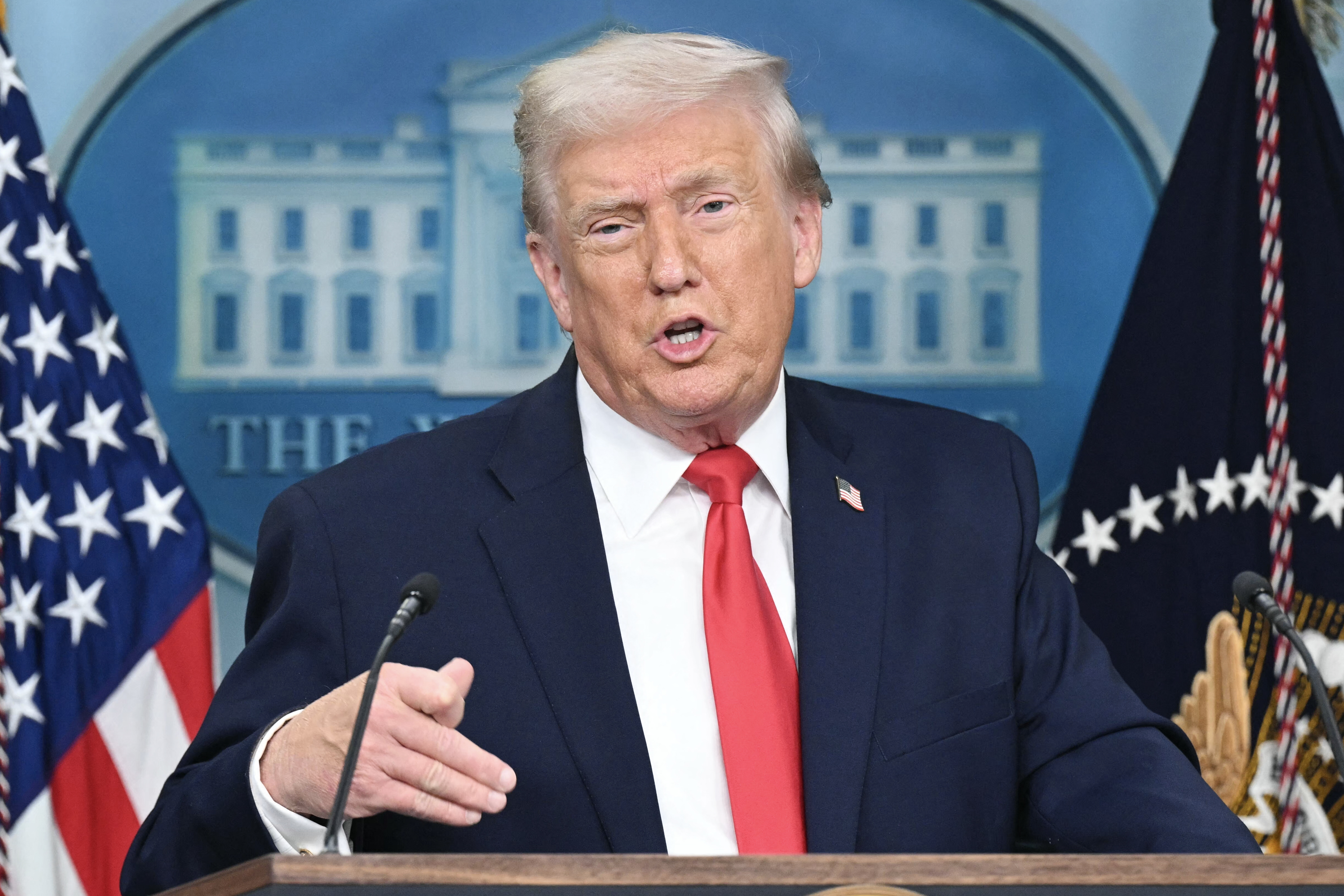 Number of Green Cards Issued to Be Cut By Up to 2.4 Million