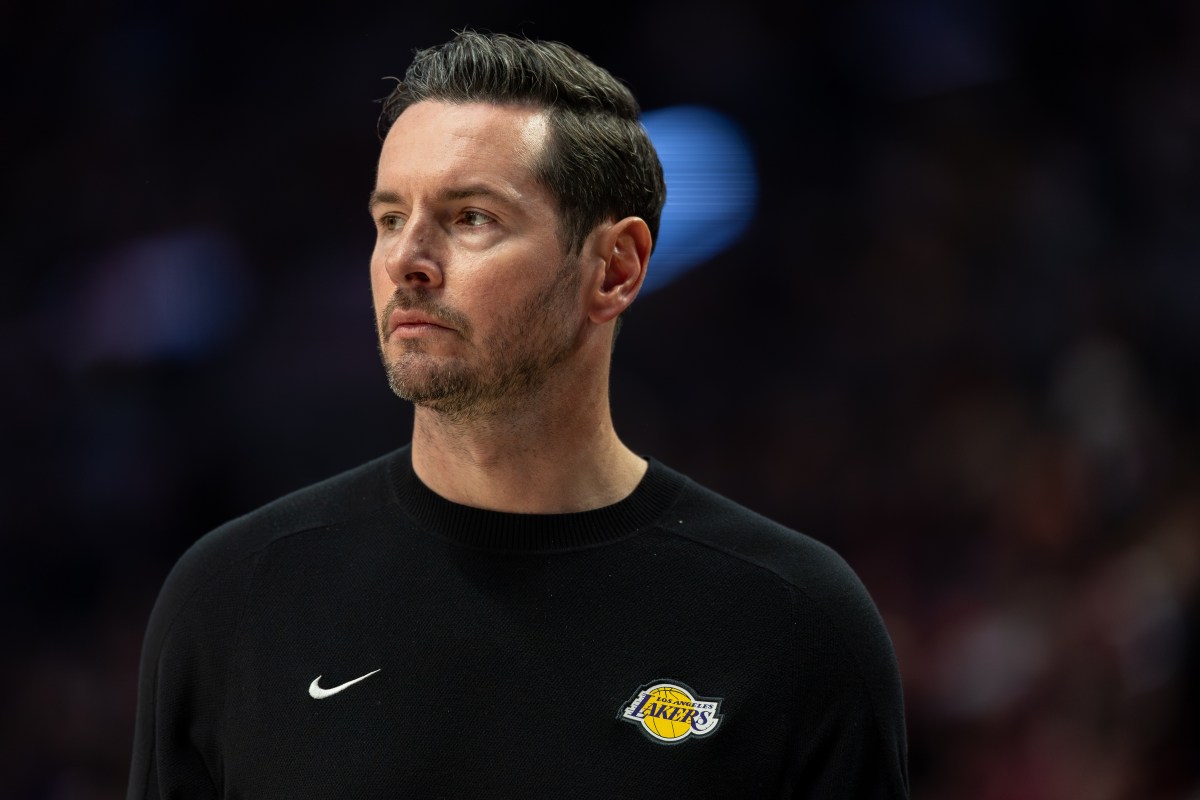 JJ Redick asume la culpa tras la lesión de Doncic en Lakers-Cavs