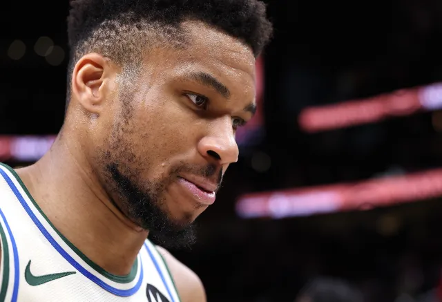 Giannis Antetokounmpo, Bucks
