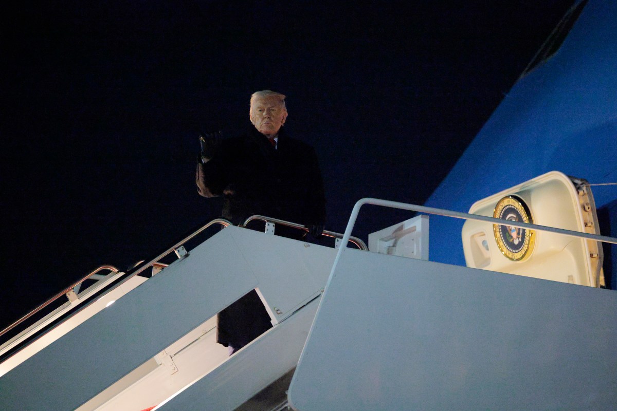 Air Force One Turns Around Mid-Flight Due to & 039;Minor Electrical Issue& 039;