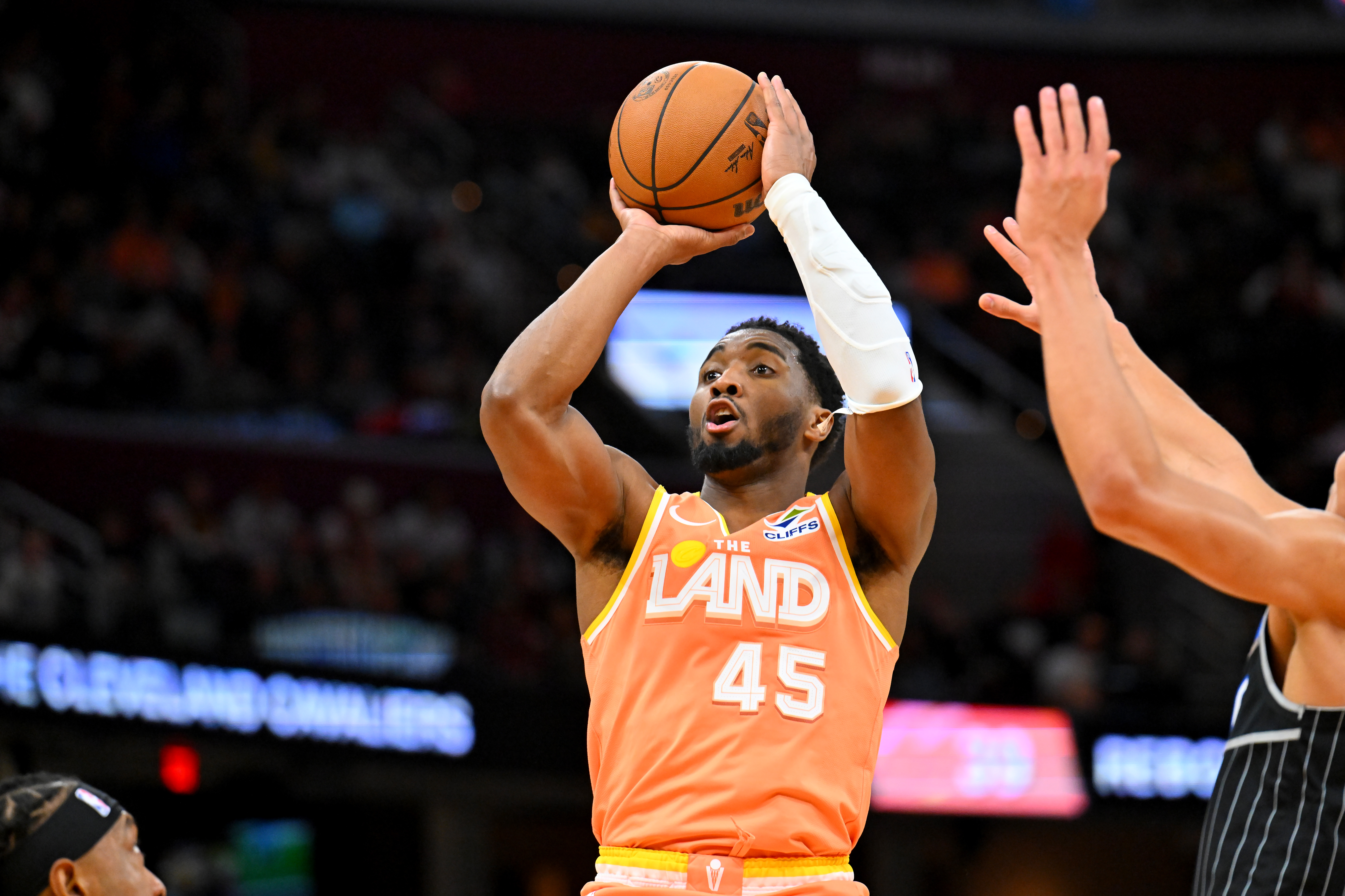 Betr Promo Code NEWSWEEK: Claim $210 Bonus For Lakers-Cavs, NBA Picks