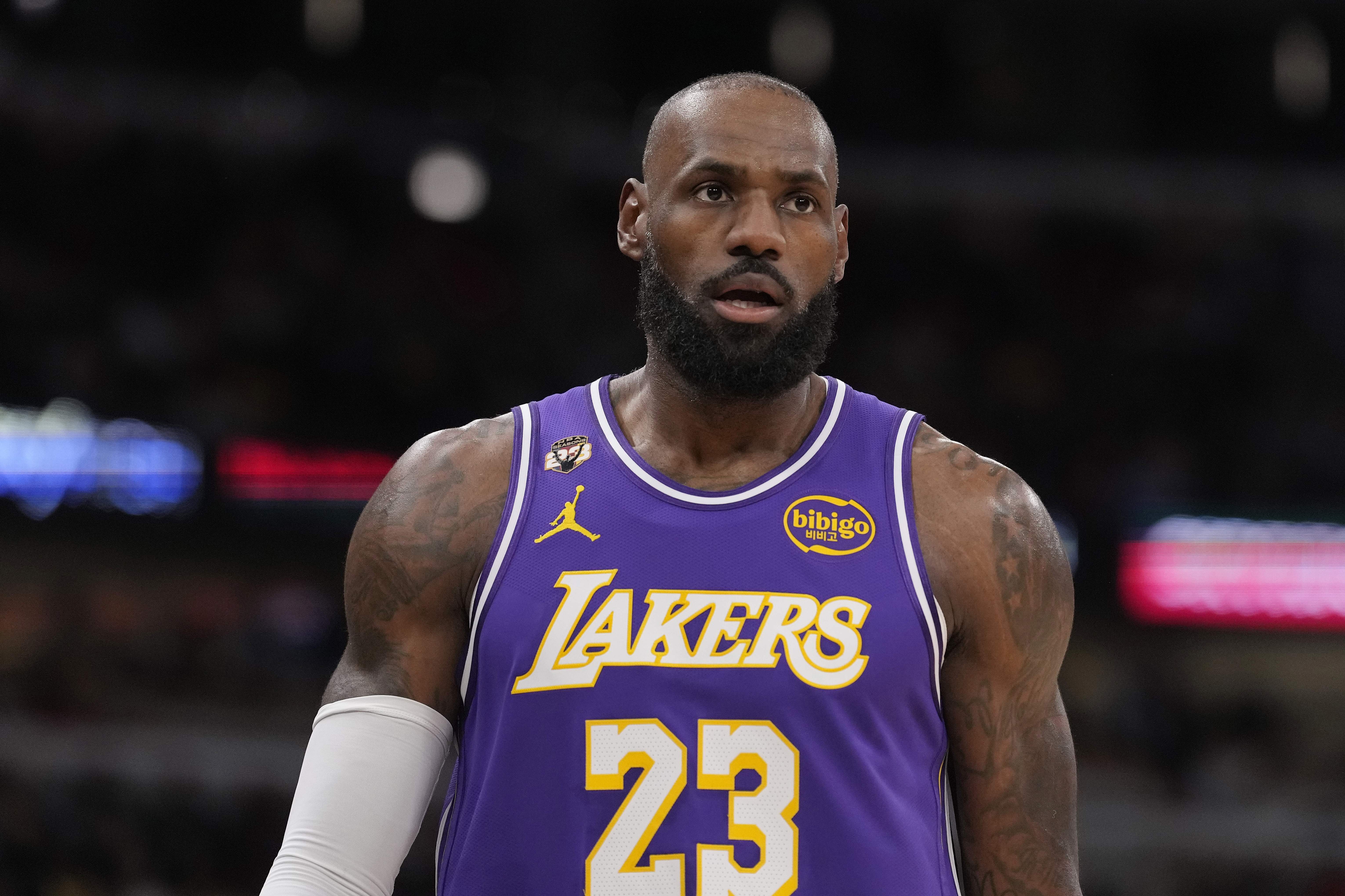 Lakers' LeBron James Status Revealed vs Chicago Bulls