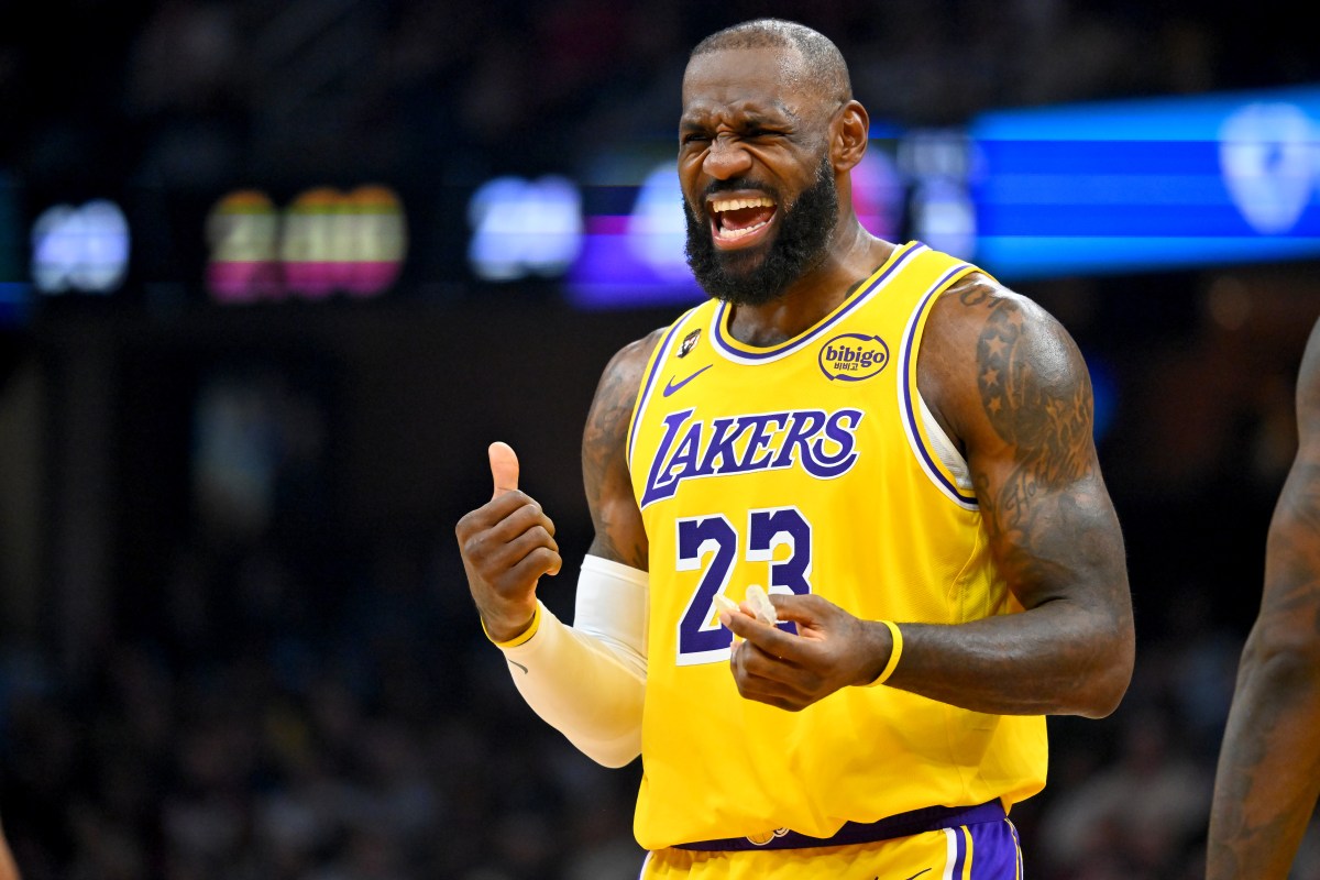 LeBron James' Odds for Next Team Shift Dramatically Amid NBA Playoffs