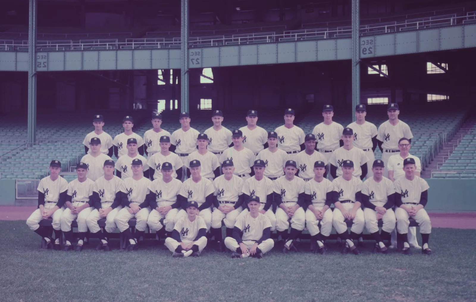 Mariners Make Massive Roster Move, Release Donovan Solano - Newsweek