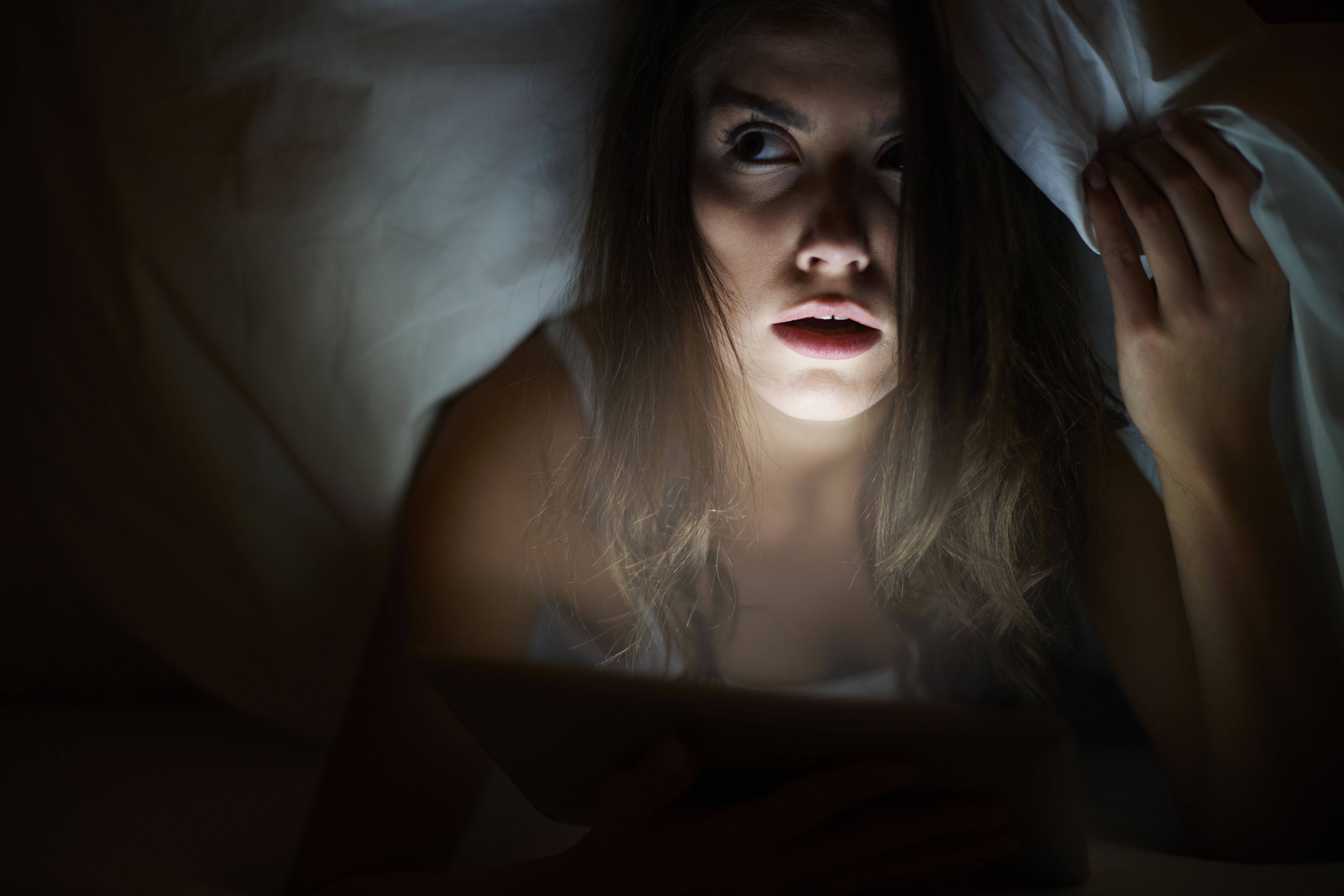 Woman Wakes Up—Who She Finds in Her Bed Goes Viral