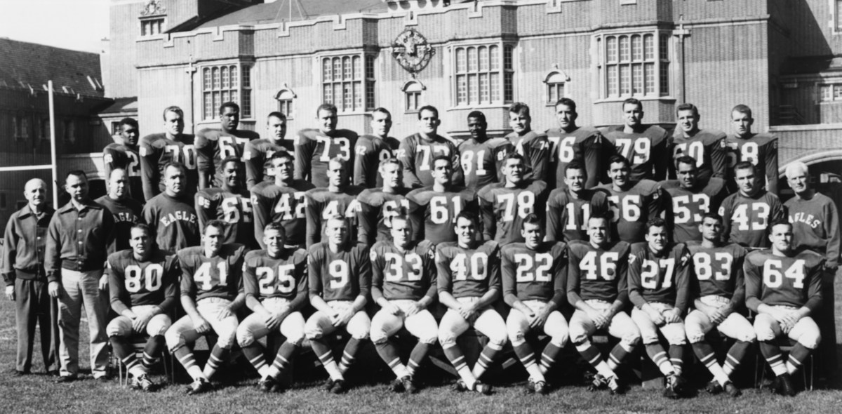 Remembering Billy Ray Barnes: Eagles Legend and Hall of Famer