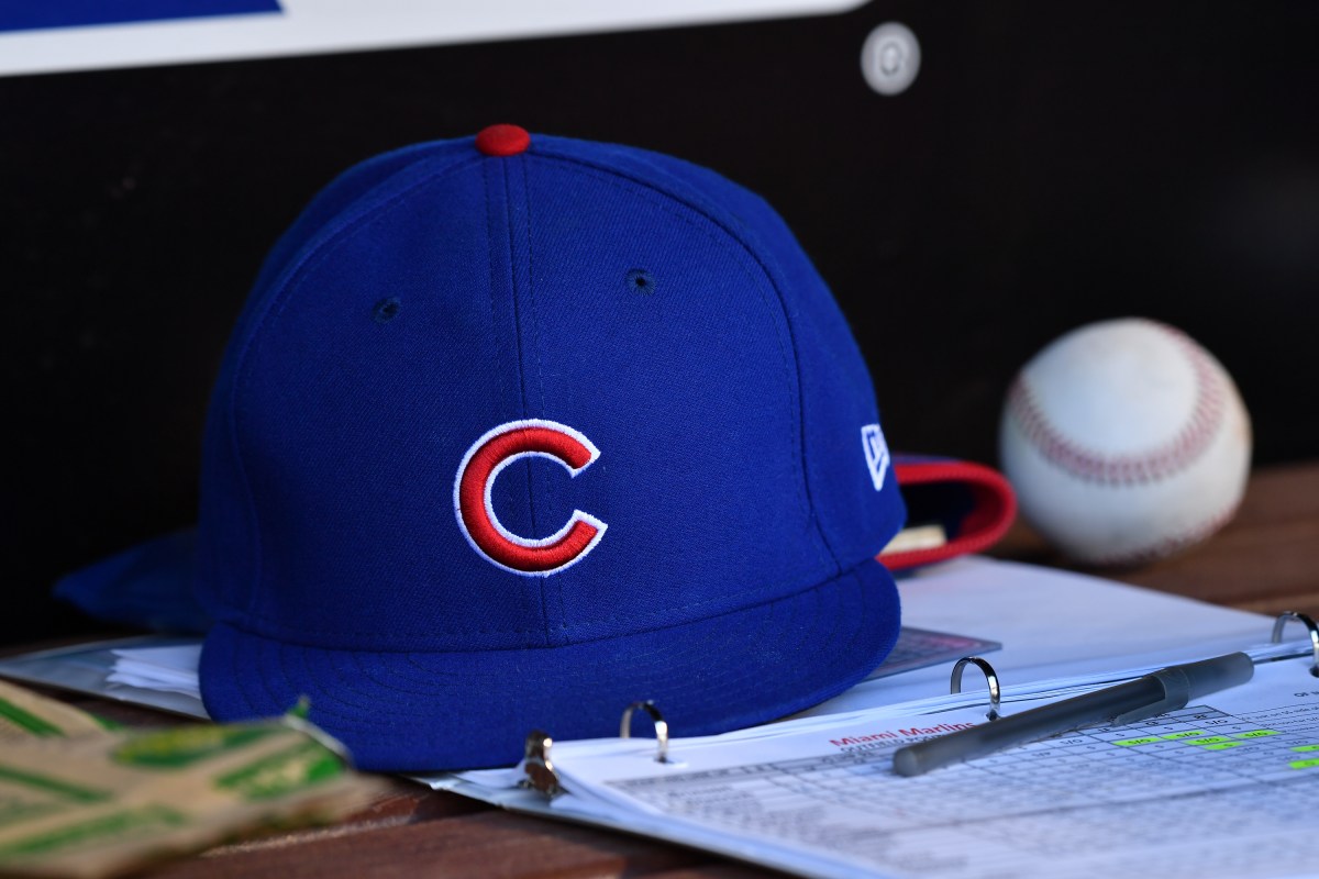 Cubs Sign 24-Year-Old Shortstop Away from Red Sox