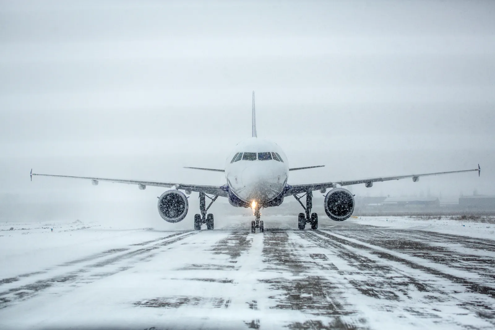 Winter Storm Threatens Major Airports: Brace for Travel Disruption