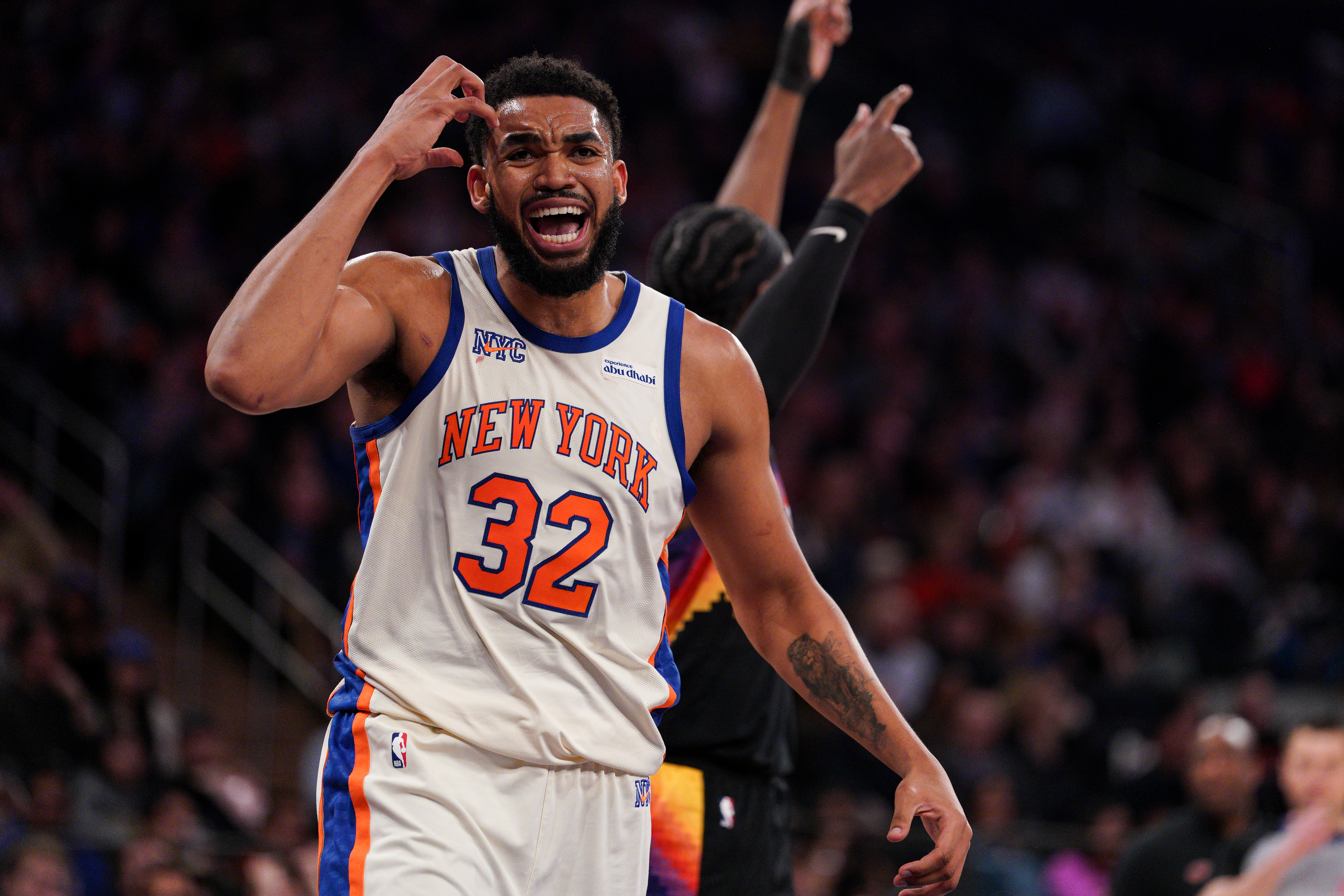 Knicks Downplaying Desire to Trade Karl-Anthony Towns Ahead of Deadline