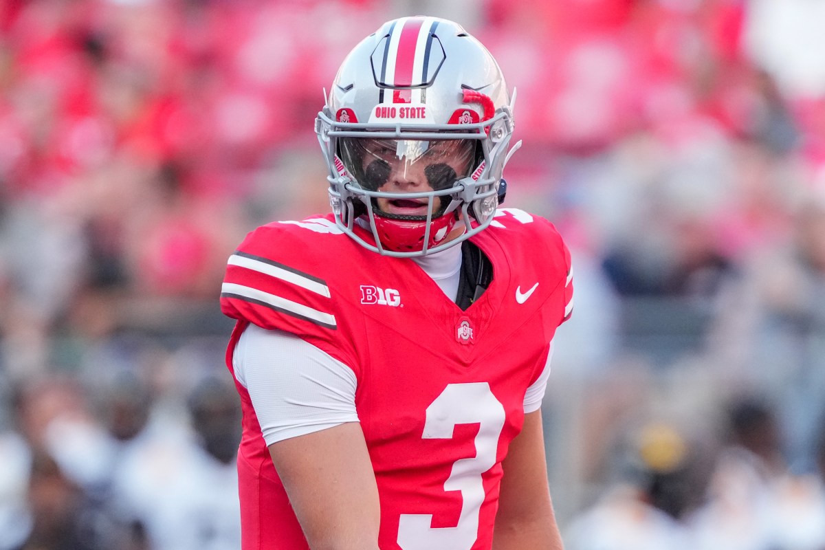 Ohio State QB Lincoln Kienholz Could Be Fit for Big Ten Opponent Ohio State QB Lincoln Kienholz Could Be Fit for Big Ten Opponent